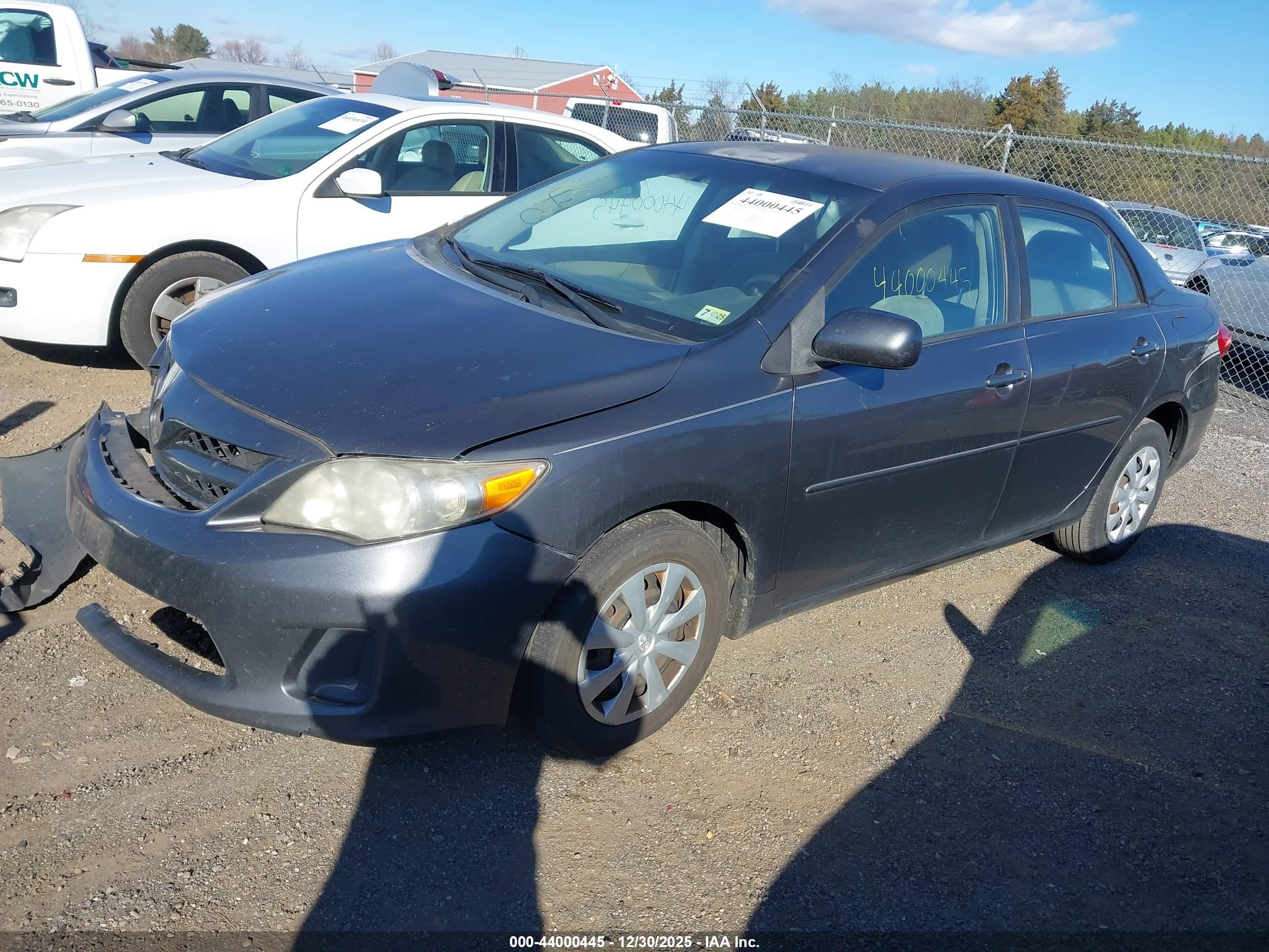 TOYOTA COROLLA image 2
