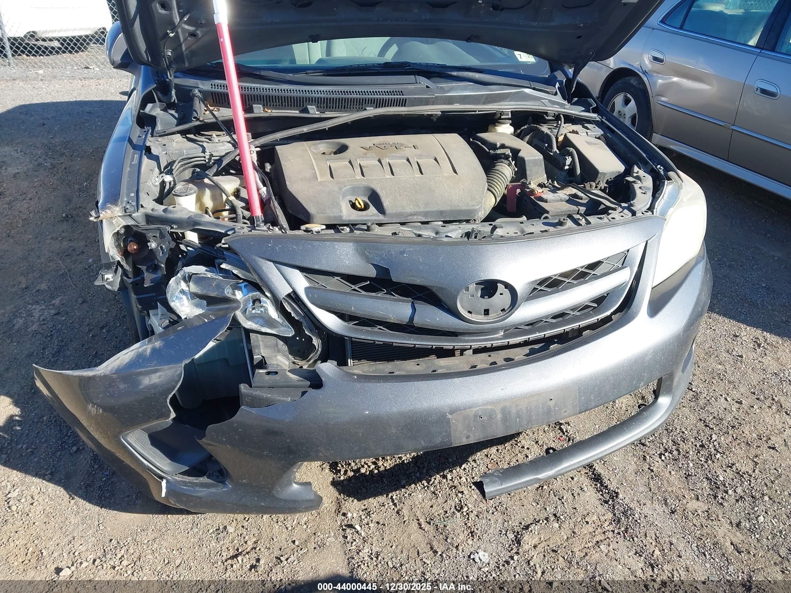 TOYOTA COROLLA image 6
