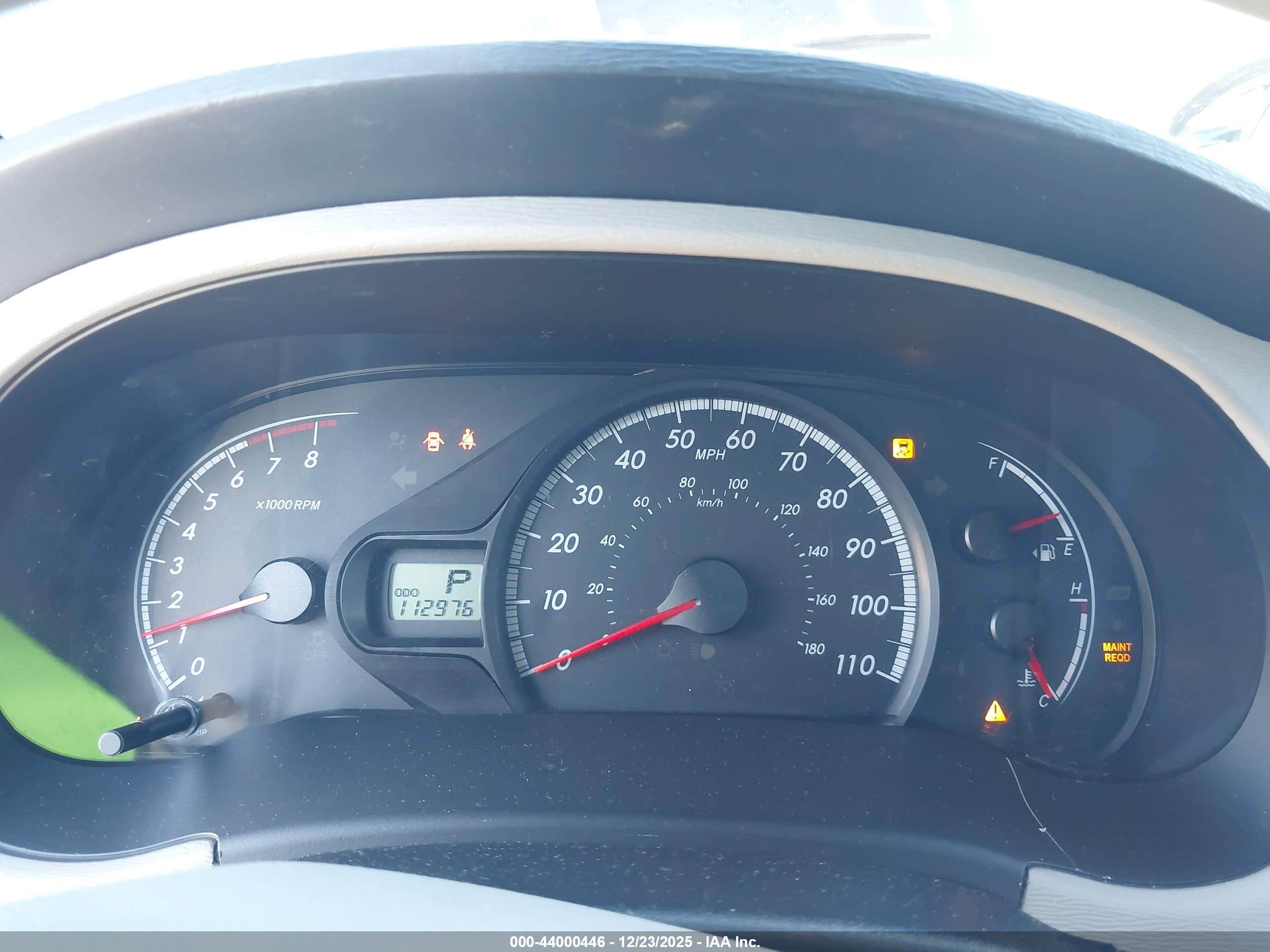TOYOTA SIENNA image 7