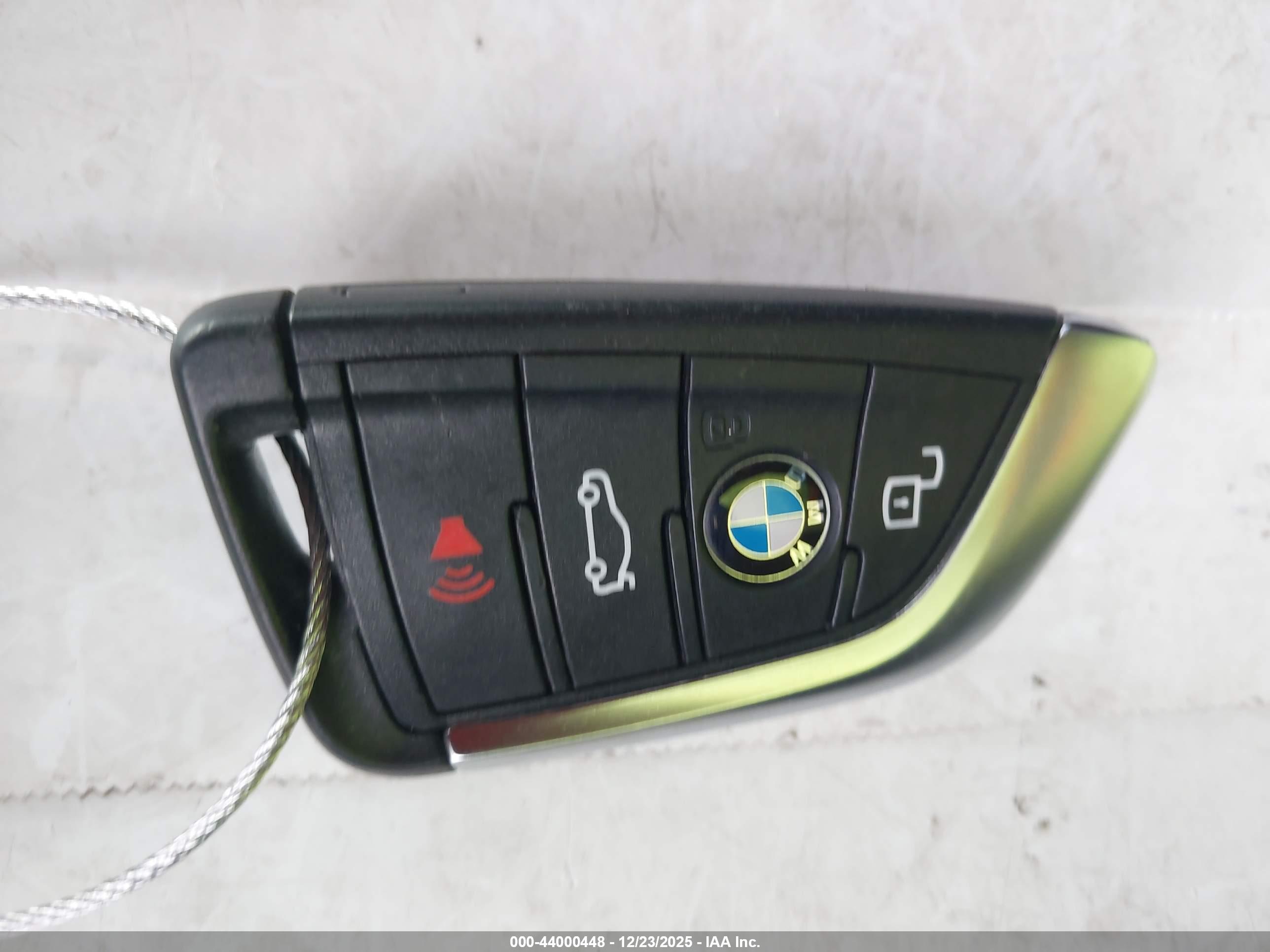BMW 330I image 11