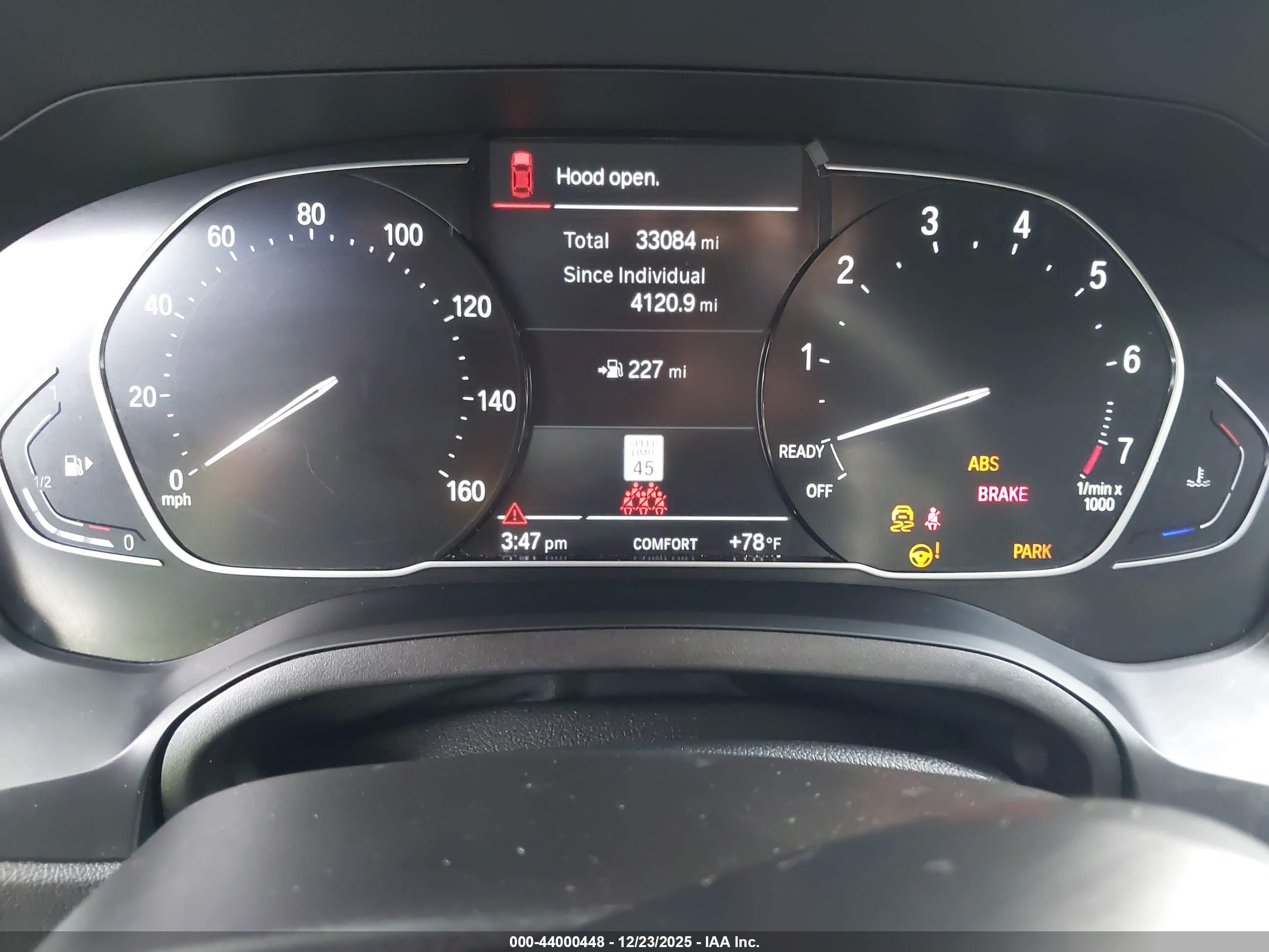 BMW 330I image 7
