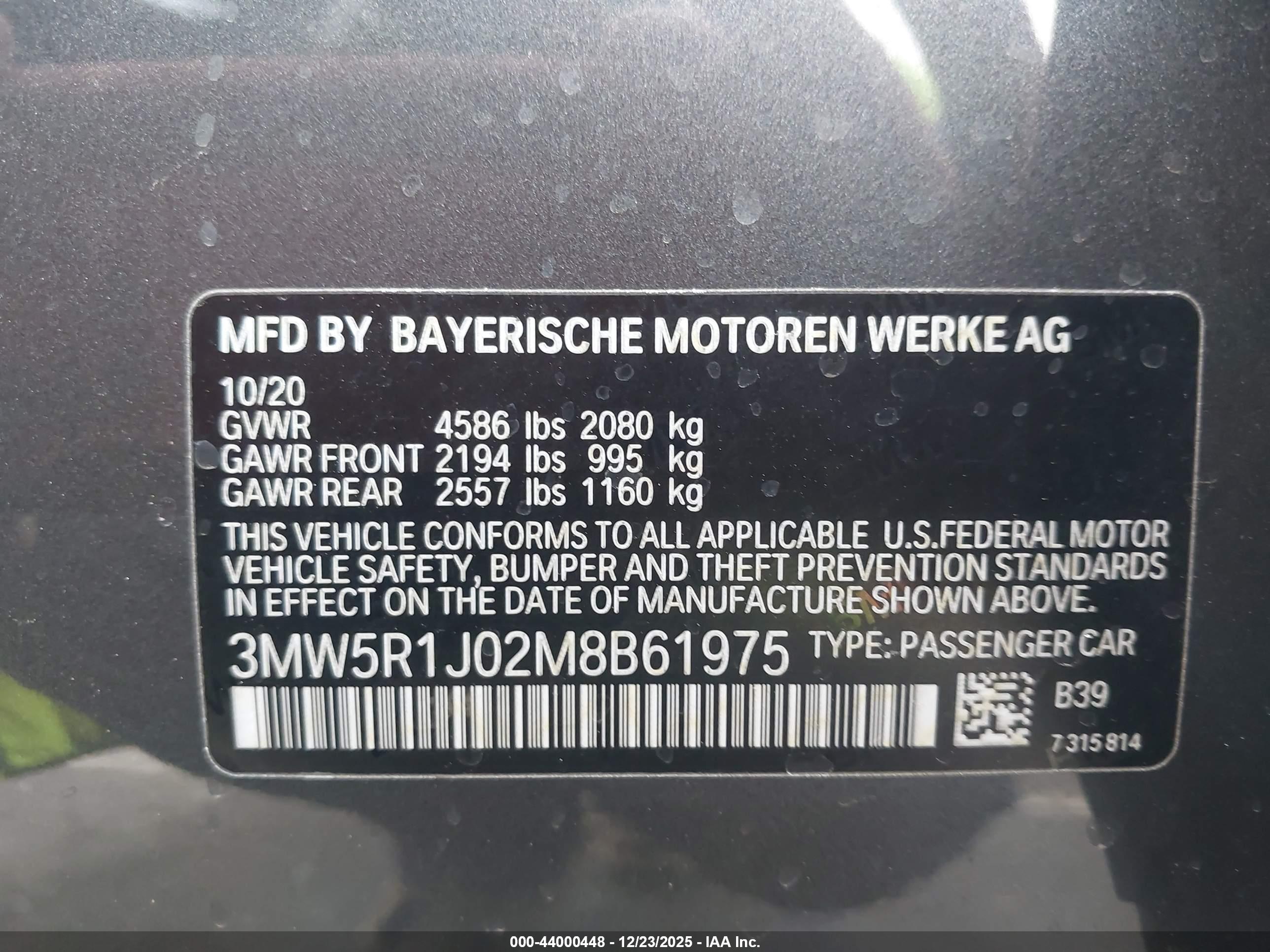 BMW 330I image 9