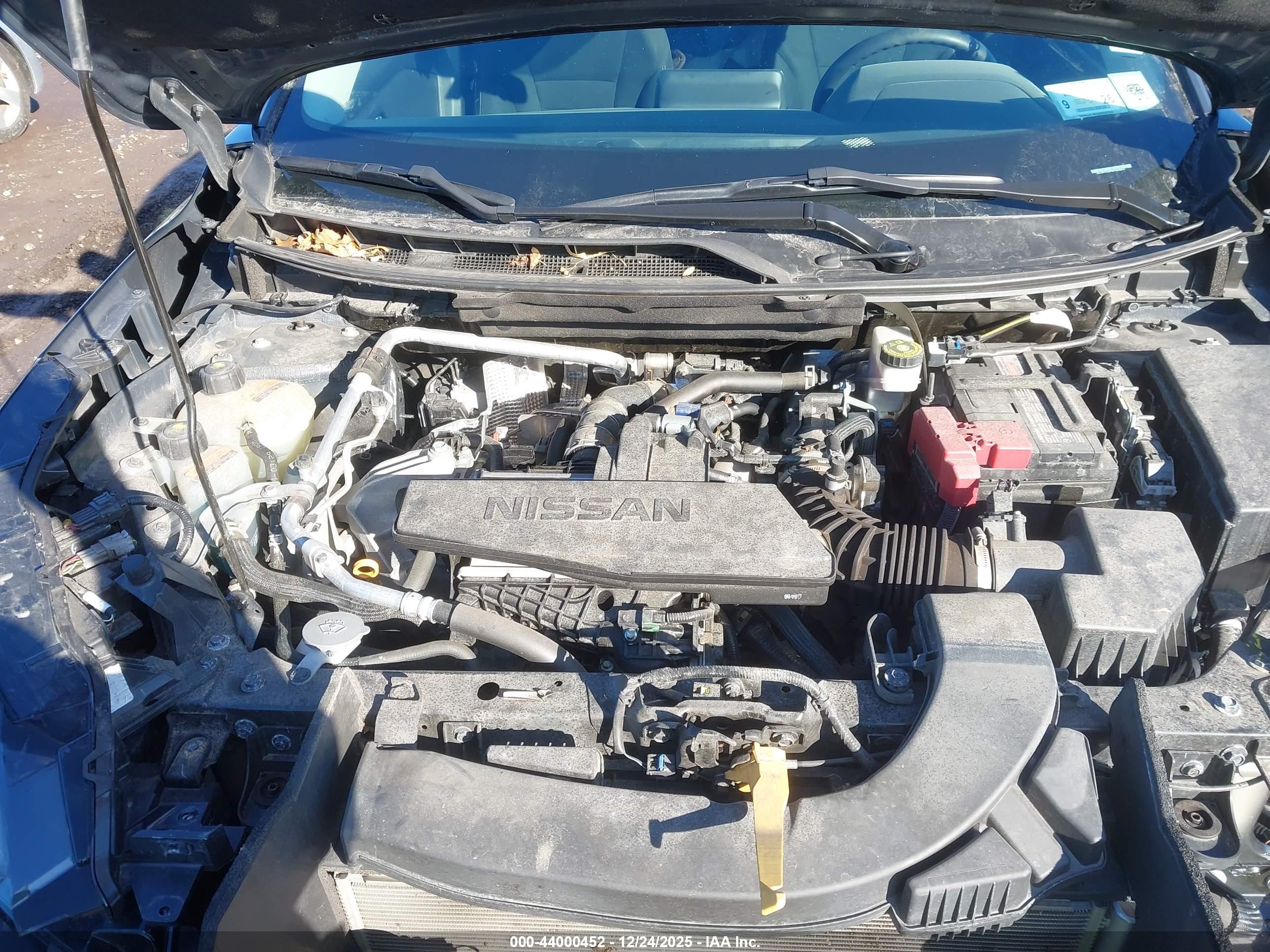 NISSAN ROGUE image 10