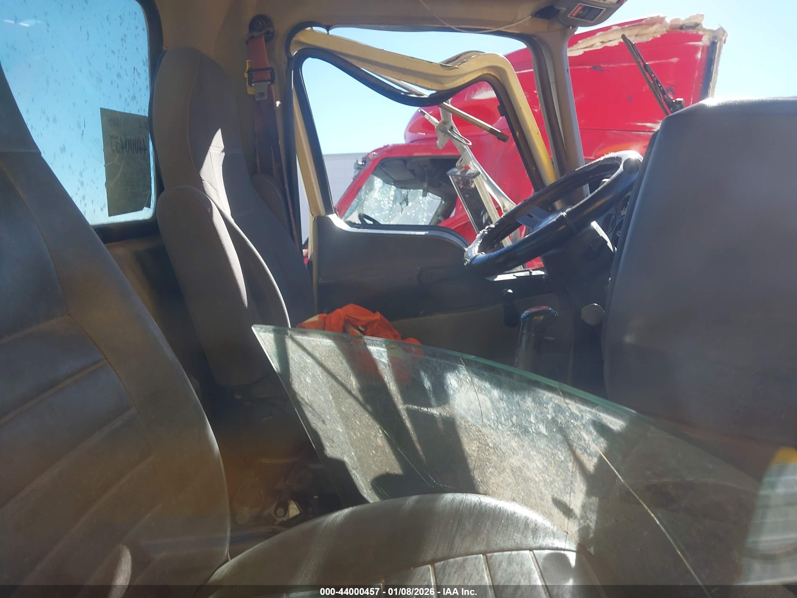 MACK 600 image 7