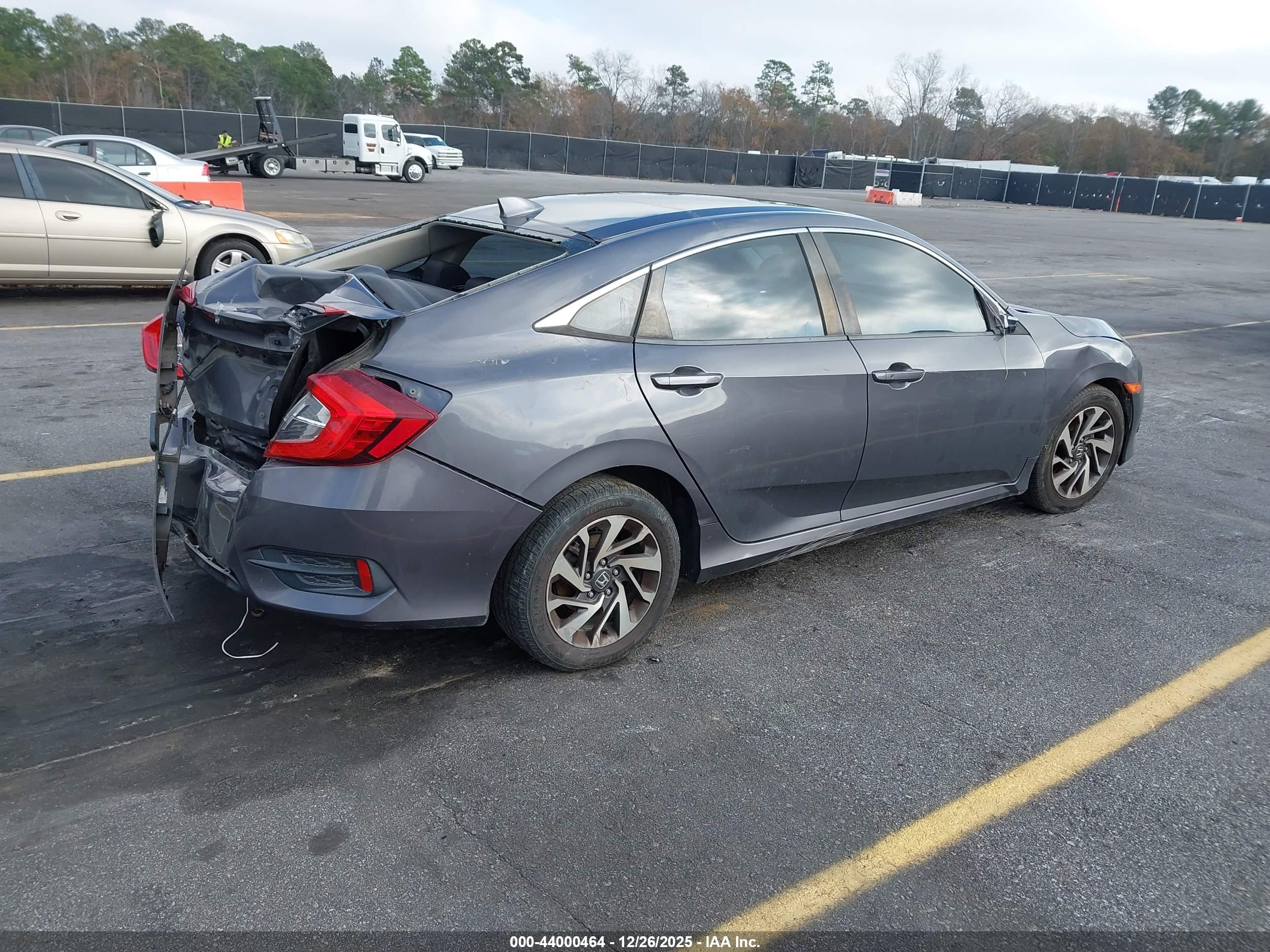 HONDA CIVIC image 4