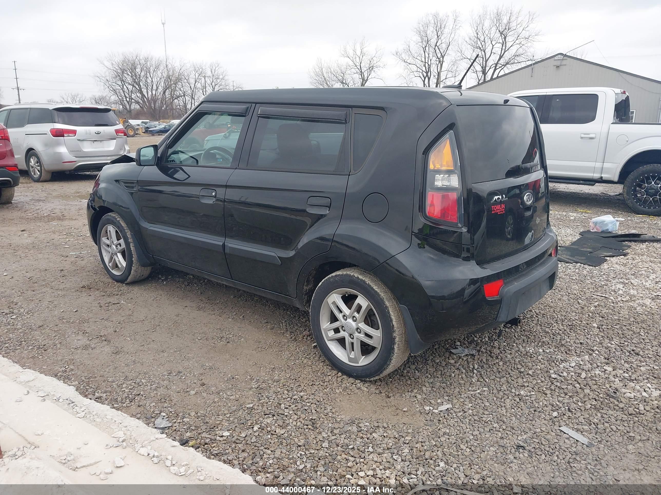 KIA SOUL image 3