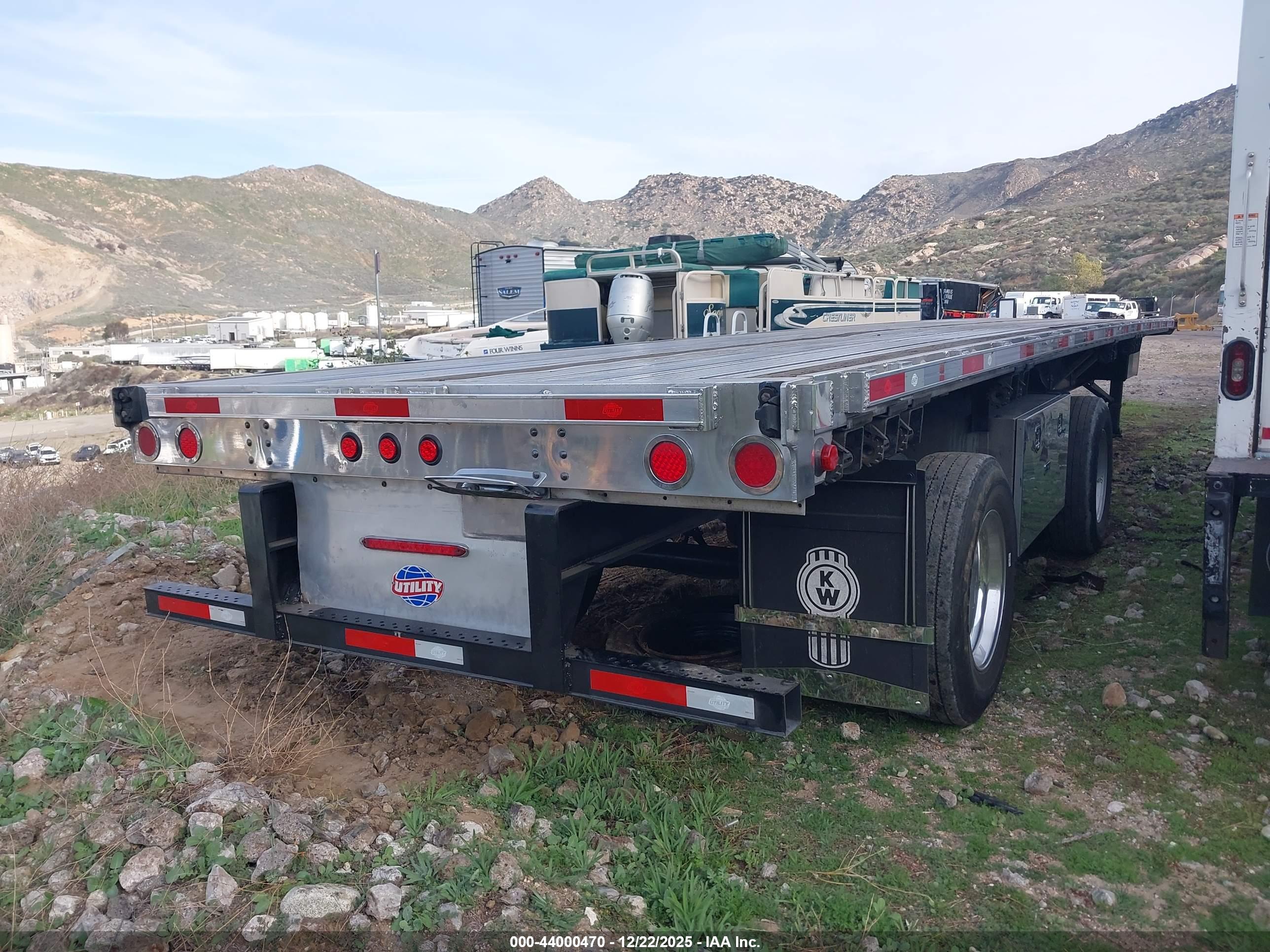UTILITY TRAILER image 4