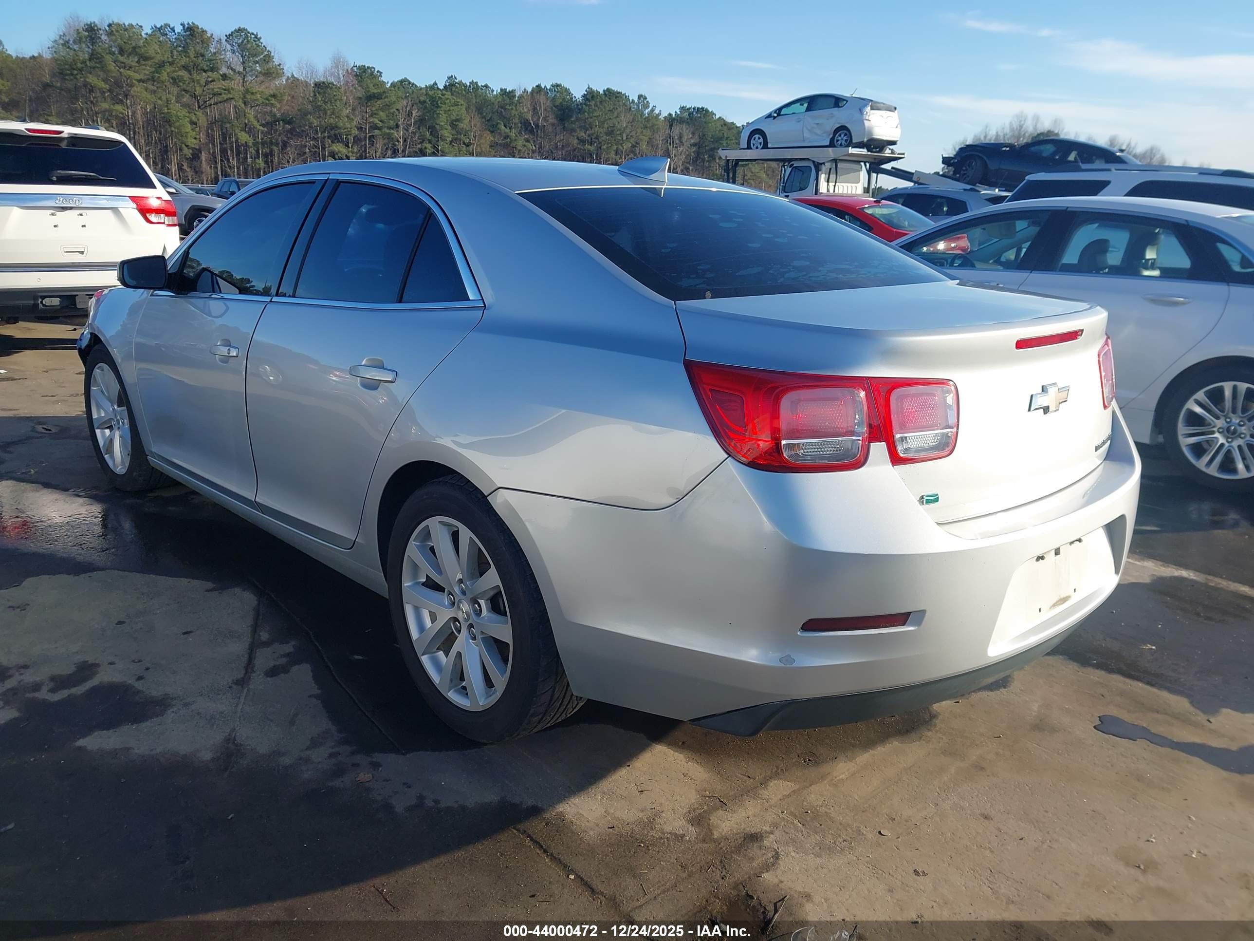 CHEVROLET MALIBU image 3