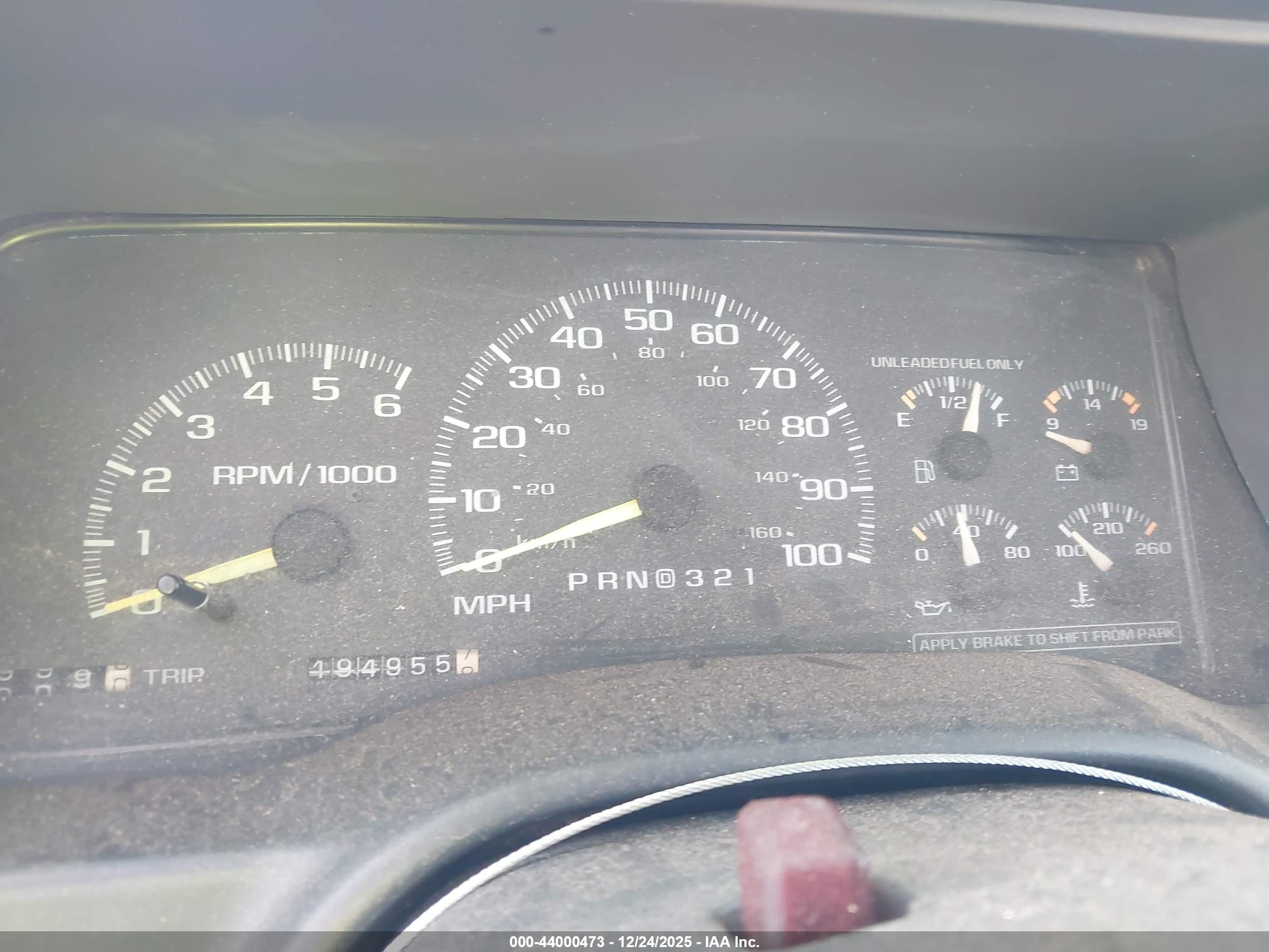 CHEVROLET C1500 image 7