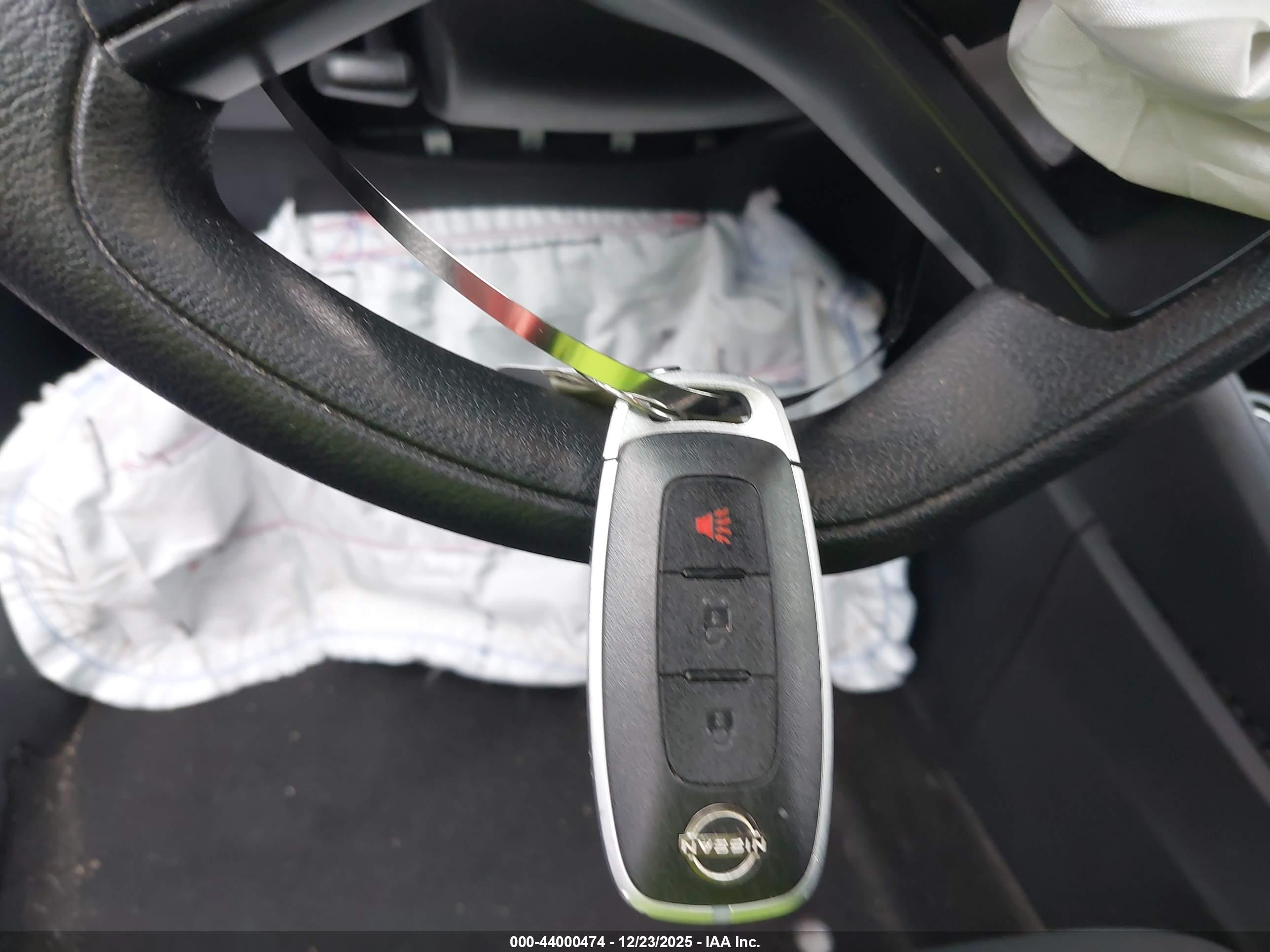 NISSAN KICKS image 11