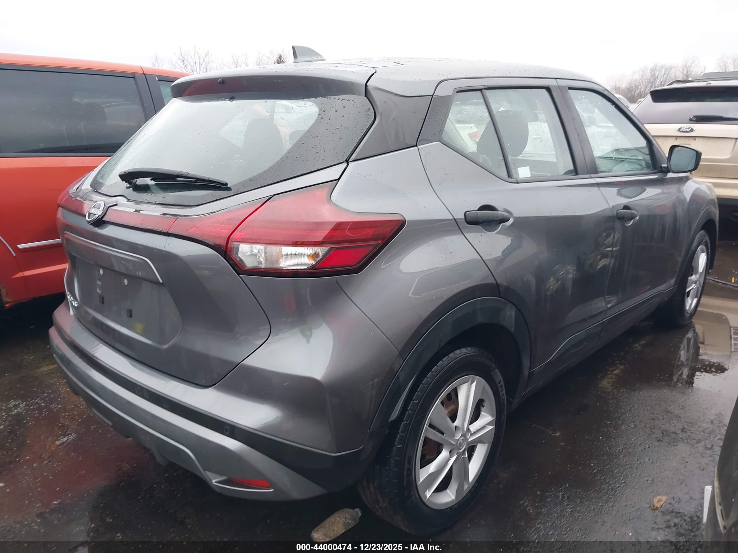 NISSAN KICKS image 4