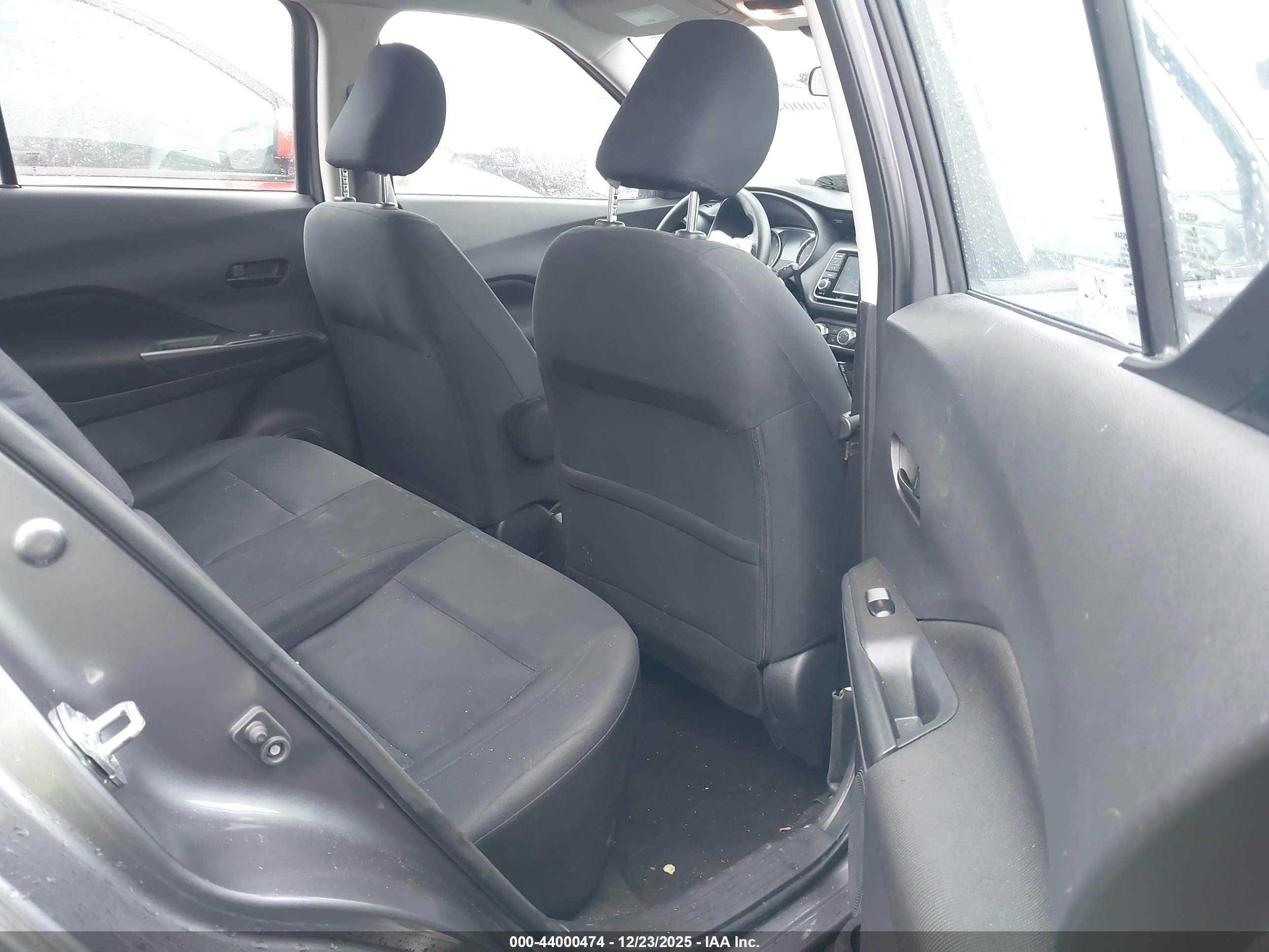 NISSAN KICKS image 8