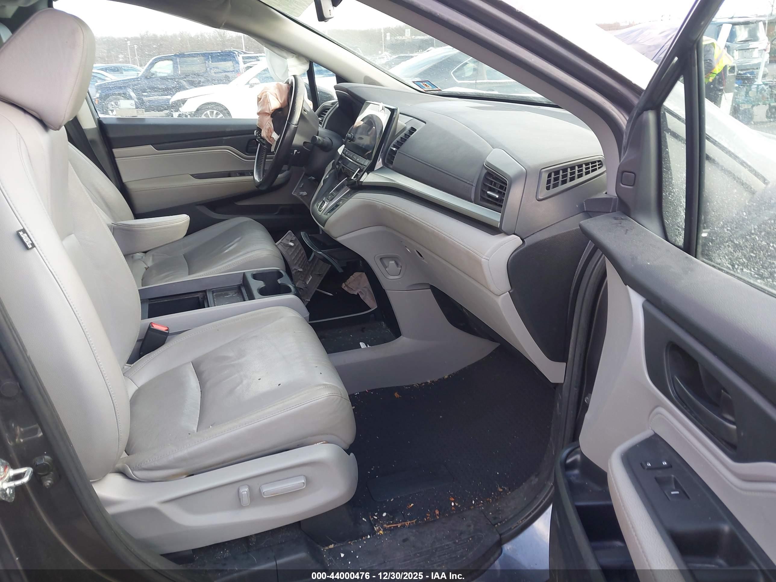 HONDA ODYSSEY image 5