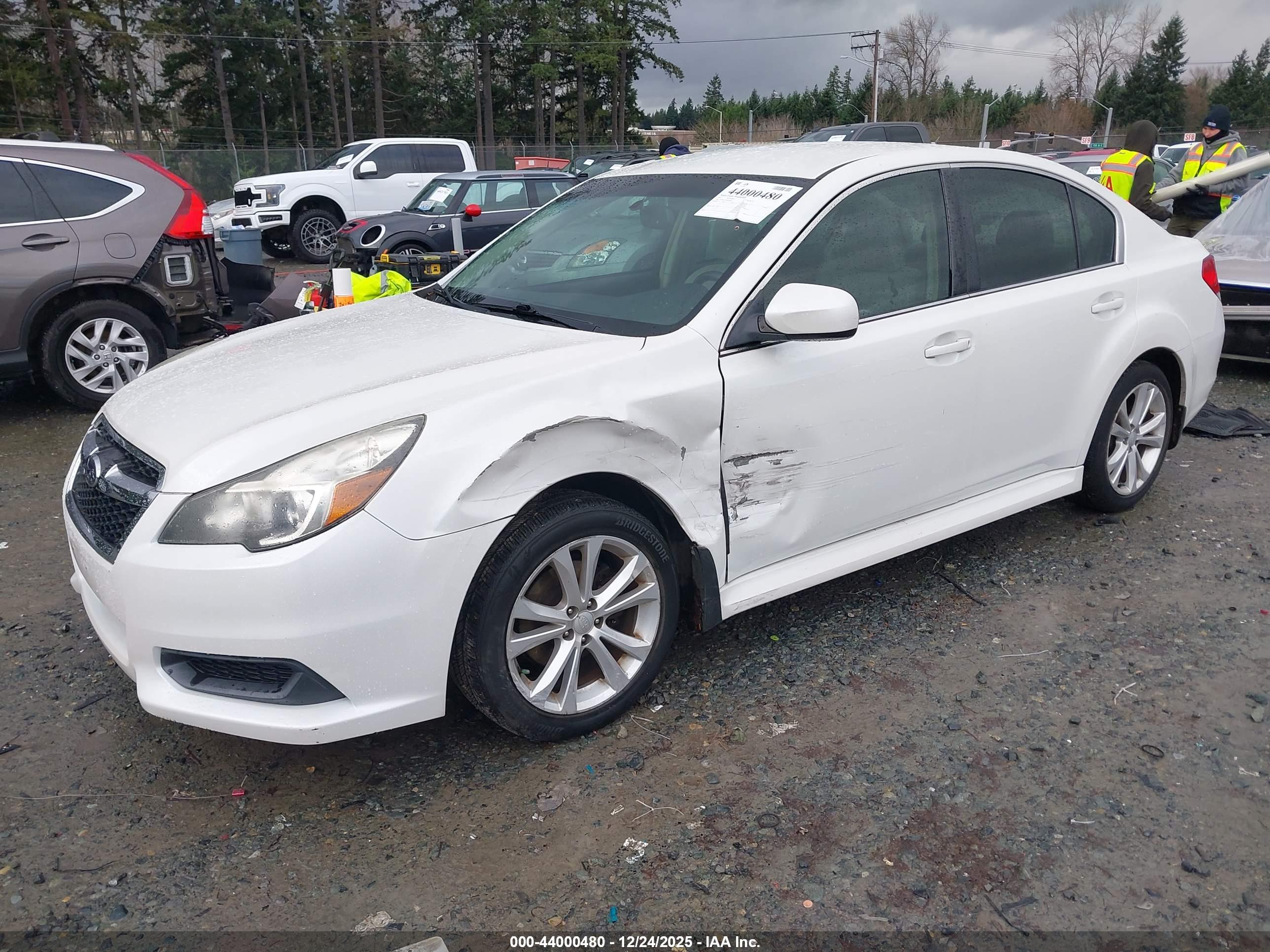 SUBARU LEGACY image 2