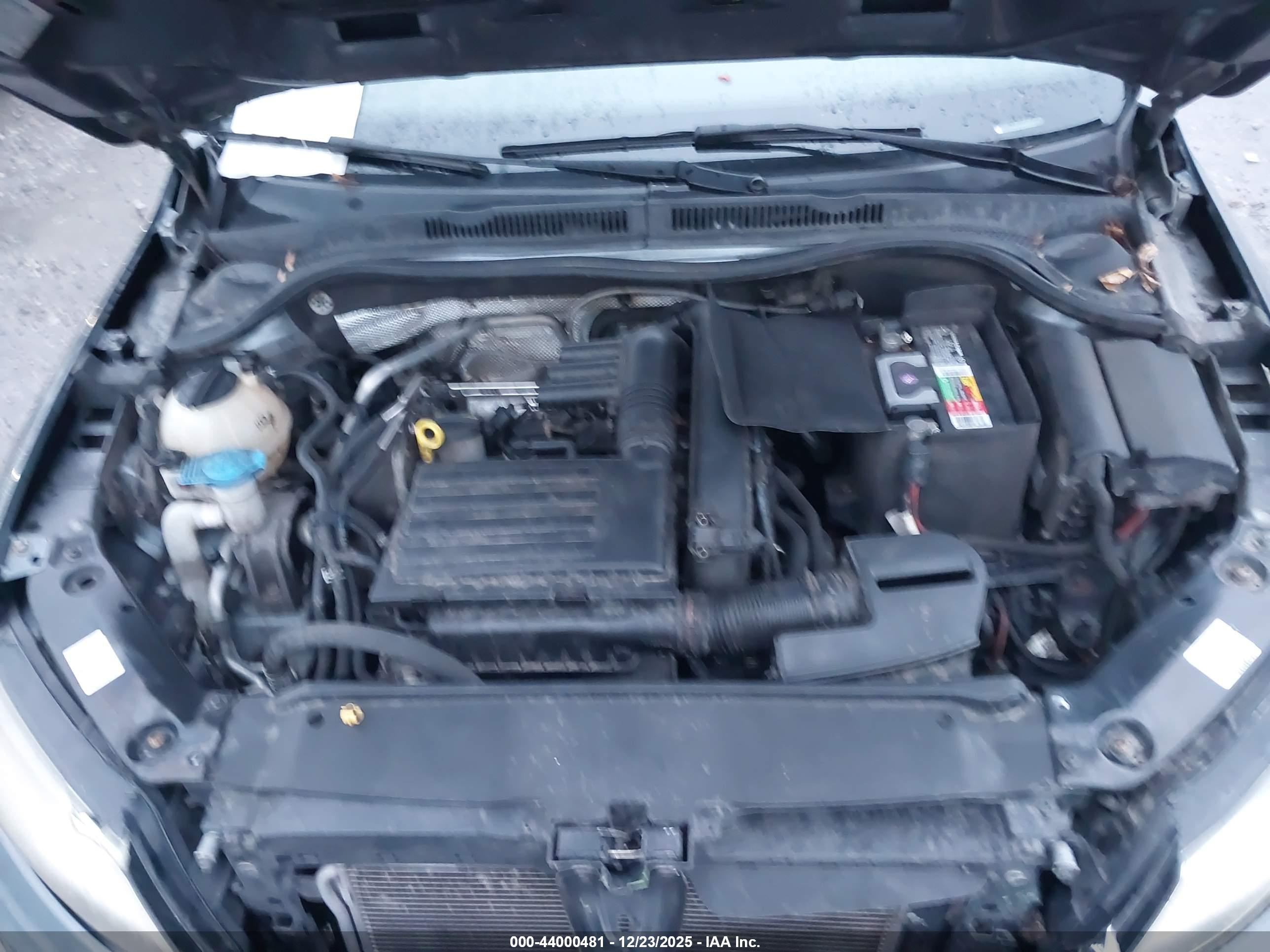VOLKSWAGEN JETTA image 10