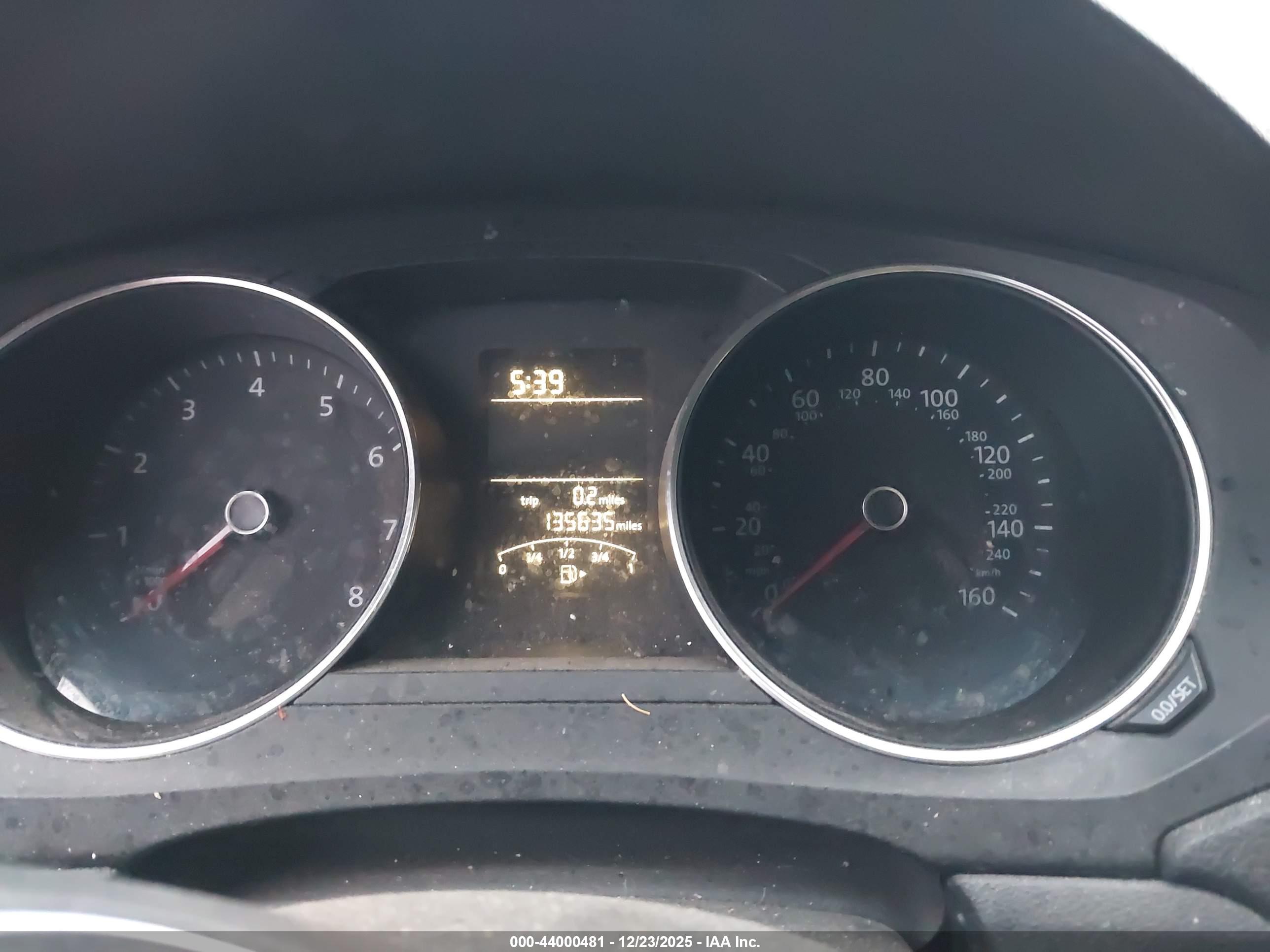 VOLKSWAGEN JETTA image 7