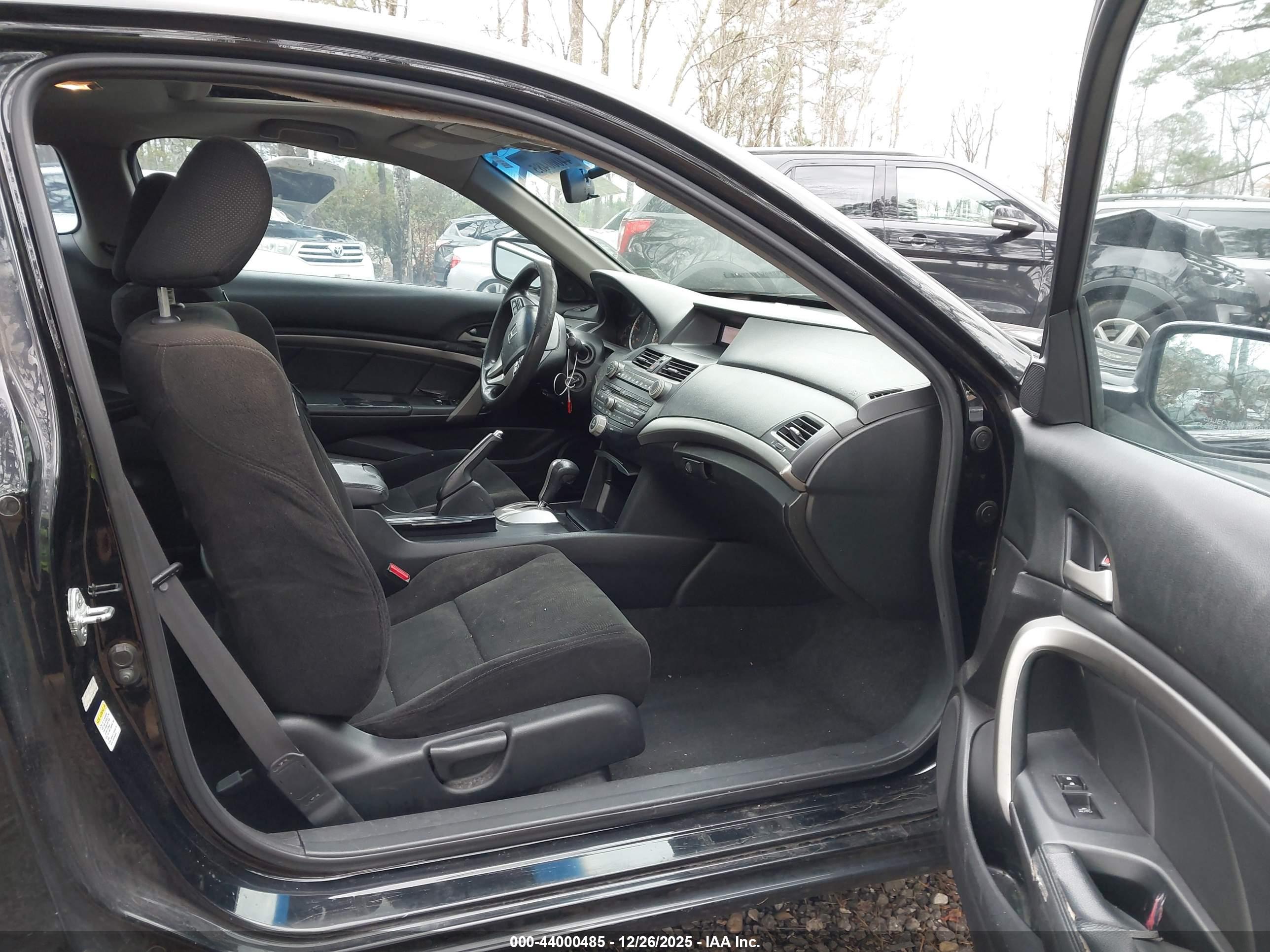 HONDA ACCORD image 5