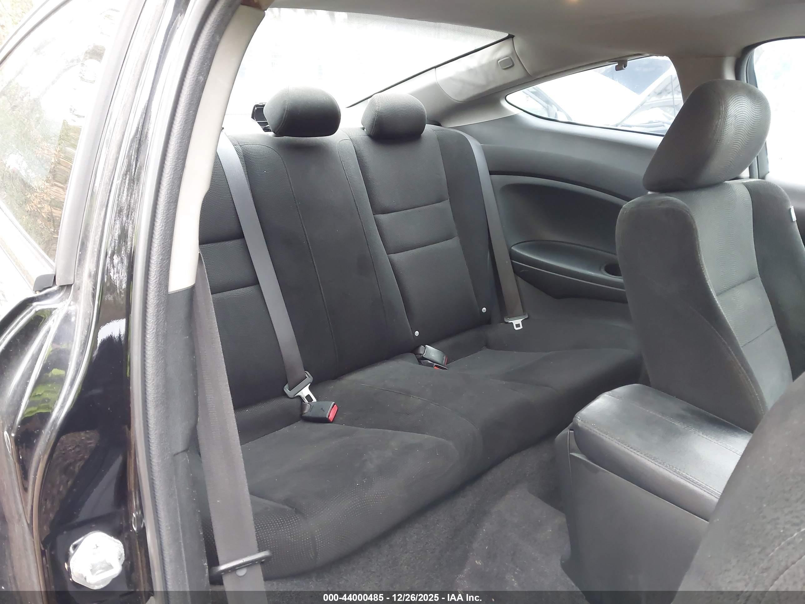 HONDA ACCORD image 8