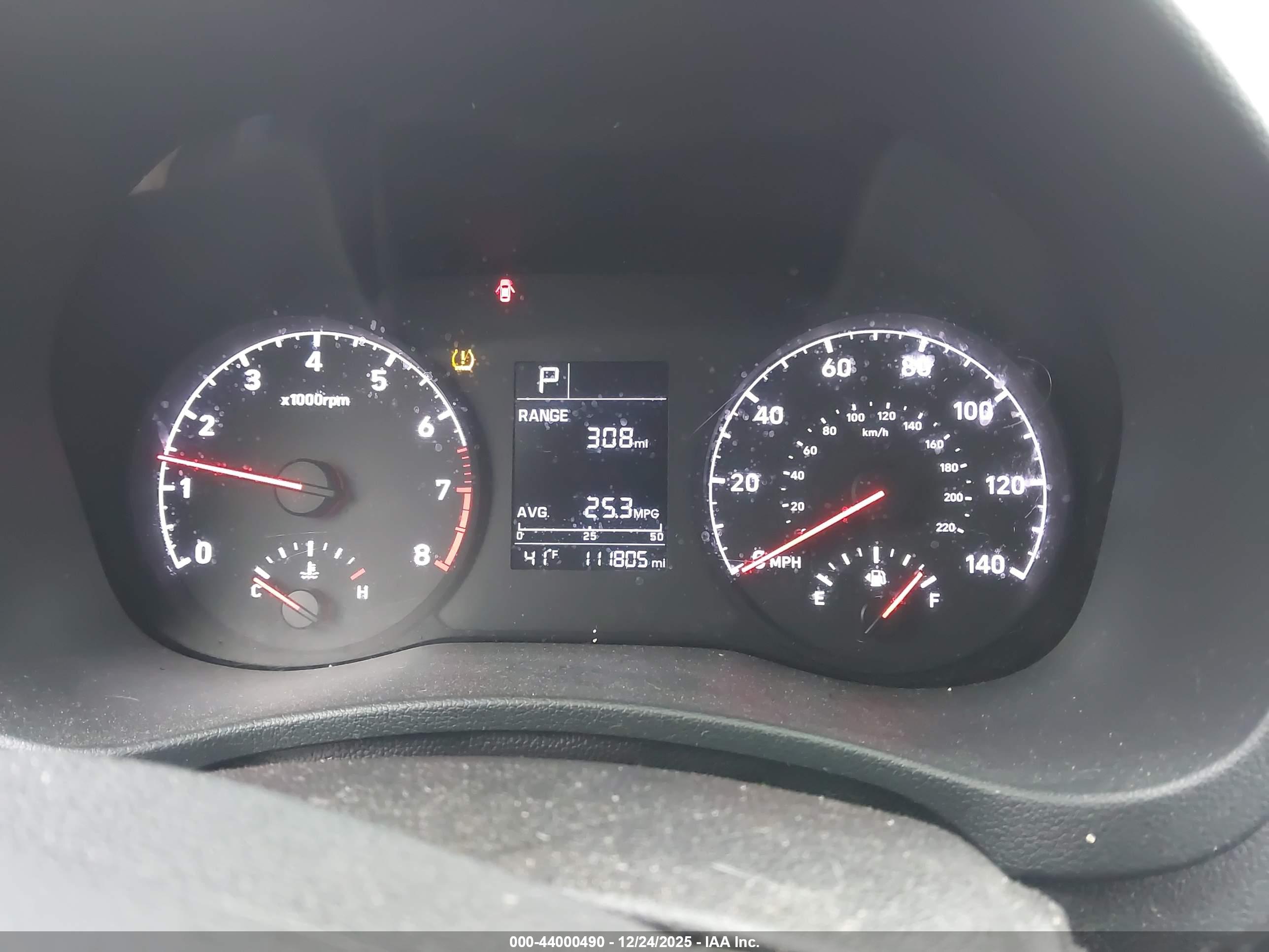 HYUNDAI ACCENT image 7