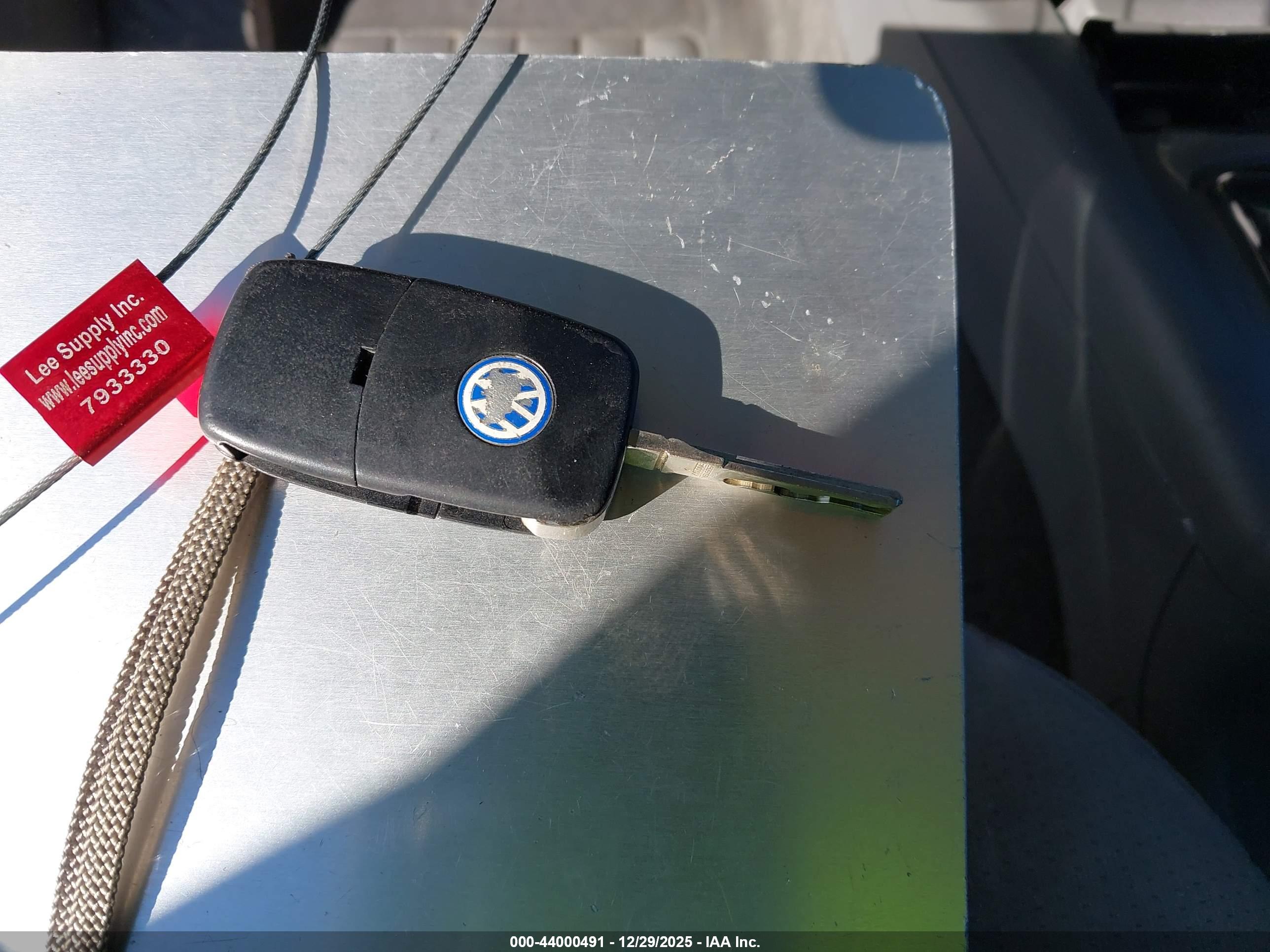 VOLKSWAGEN PASSAT image 11