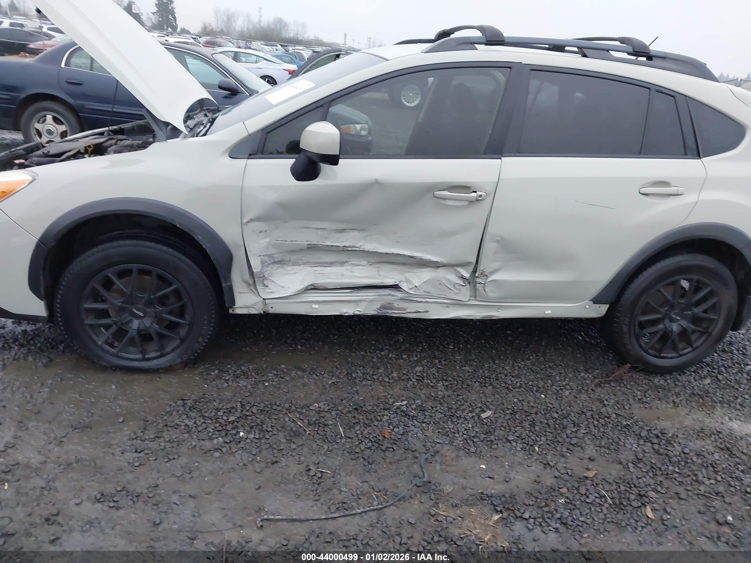 SUBARU XV image 6