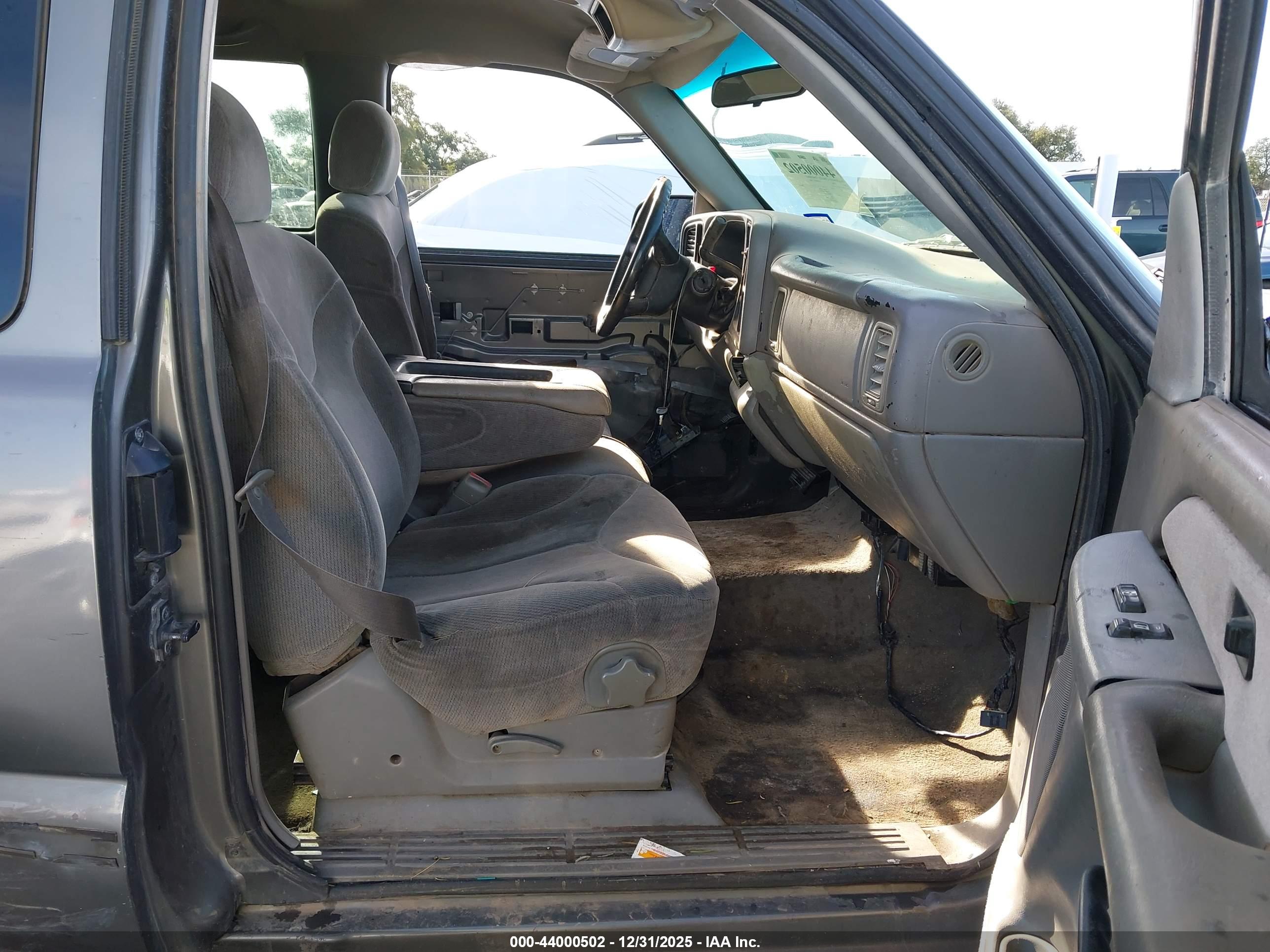 GMC SIERRA image 5