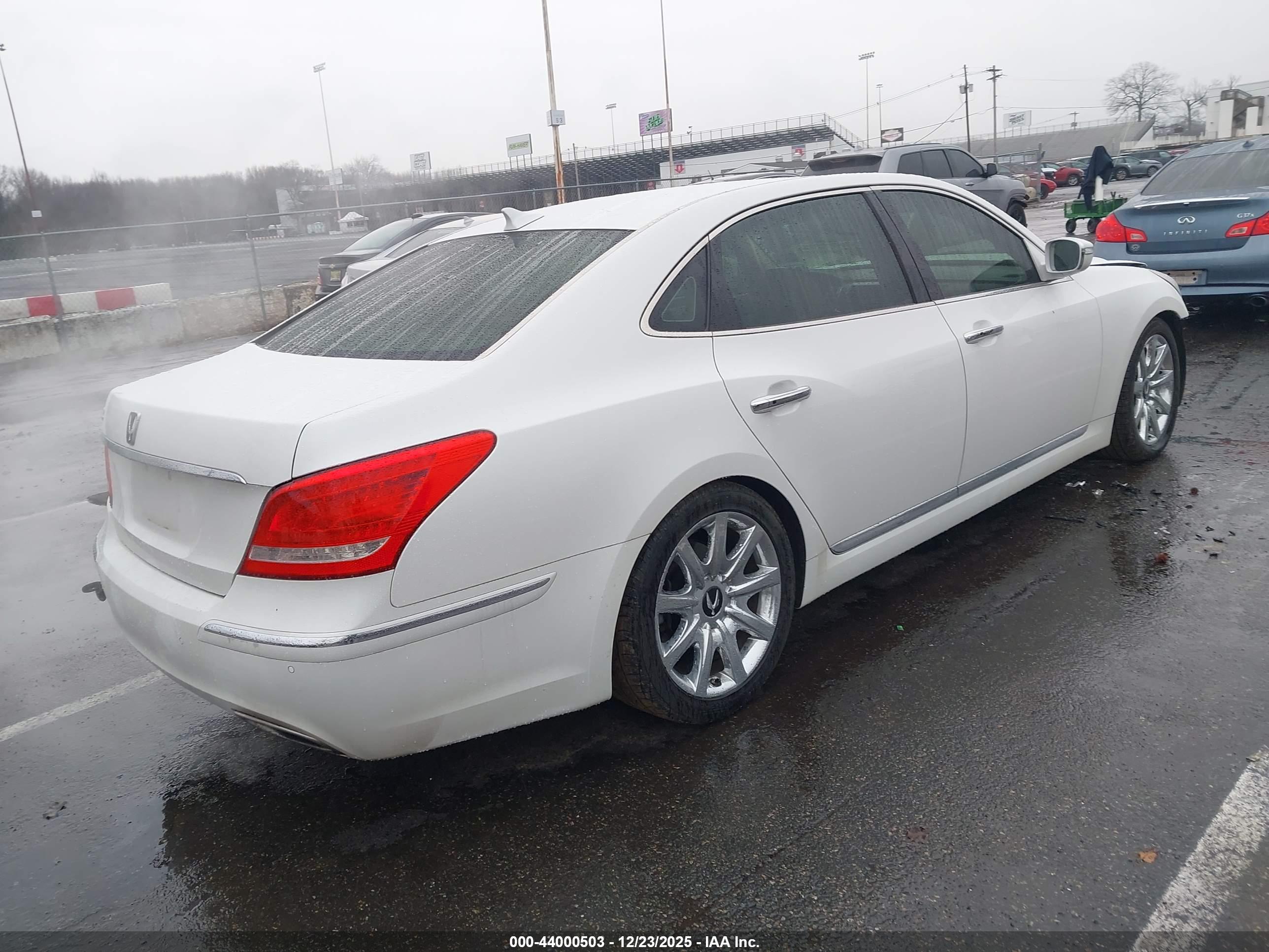 HYUNDAI EQUUS image 4