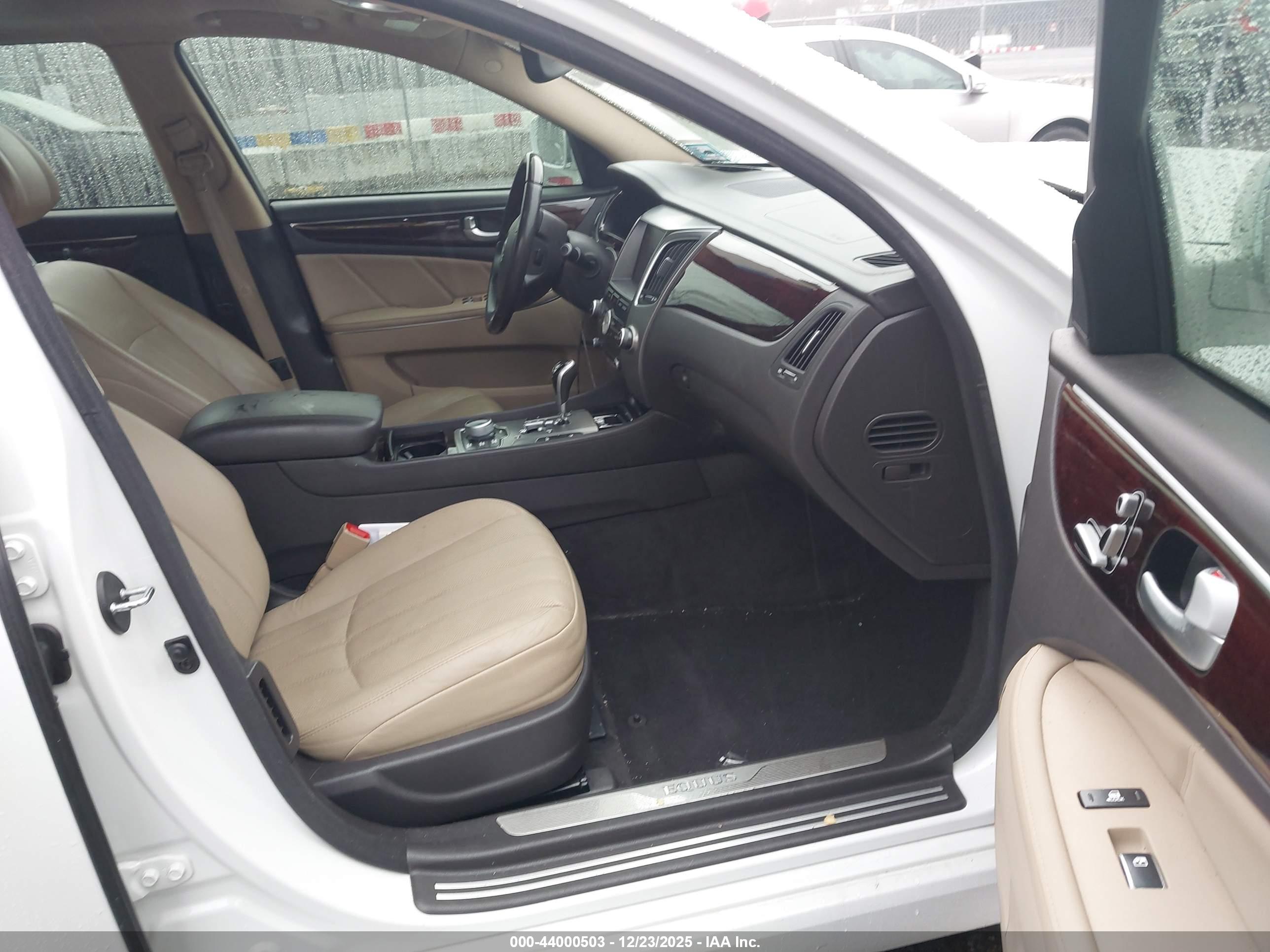 HYUNDAI EQUUS image 5