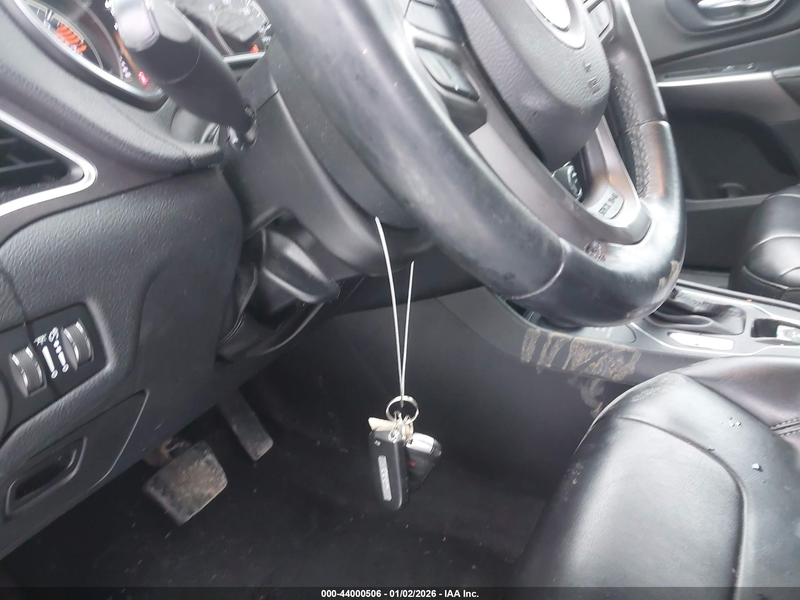 JEEP CHEROKEE image 11