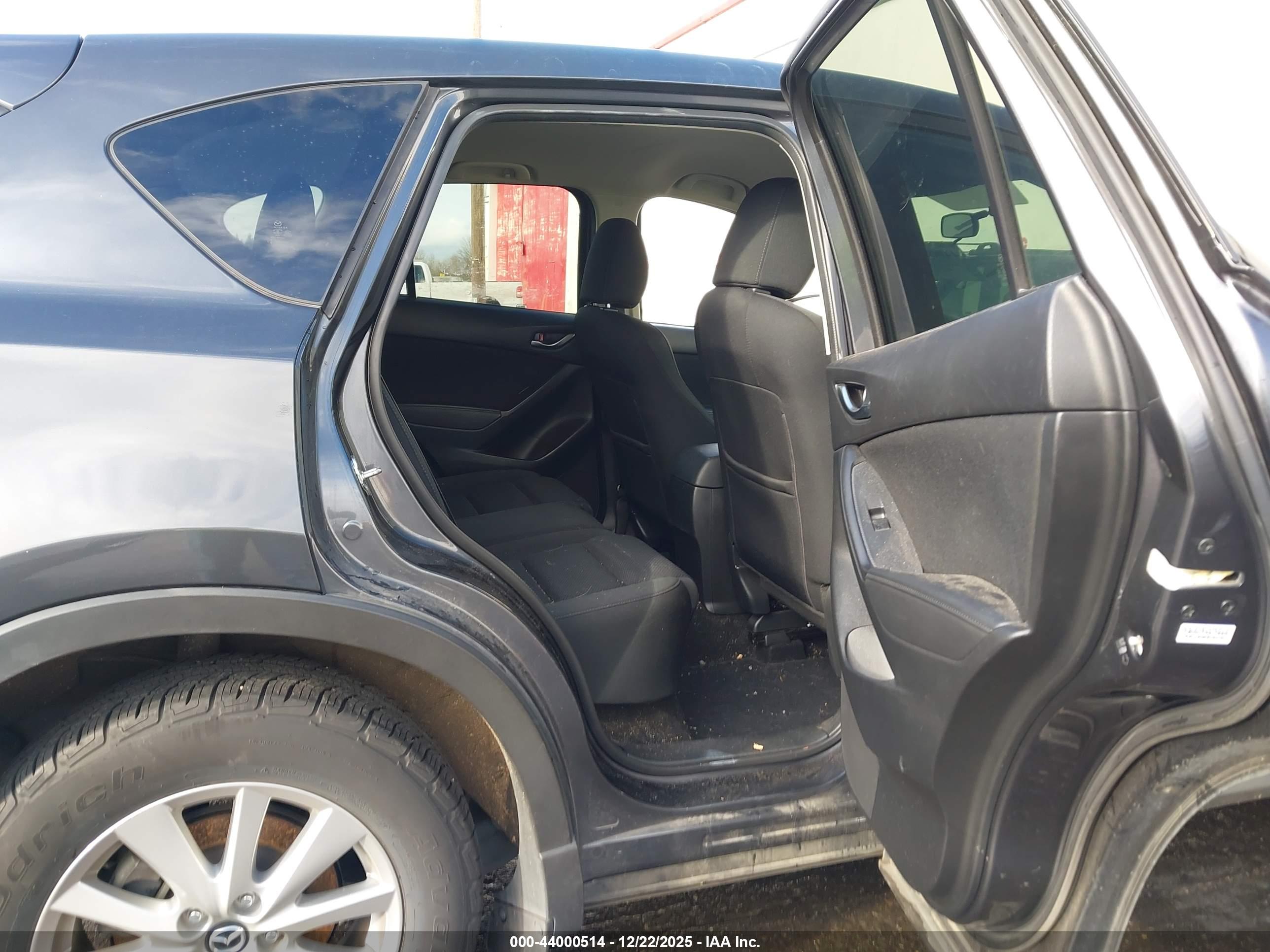 MAZDA CX-5 image 8