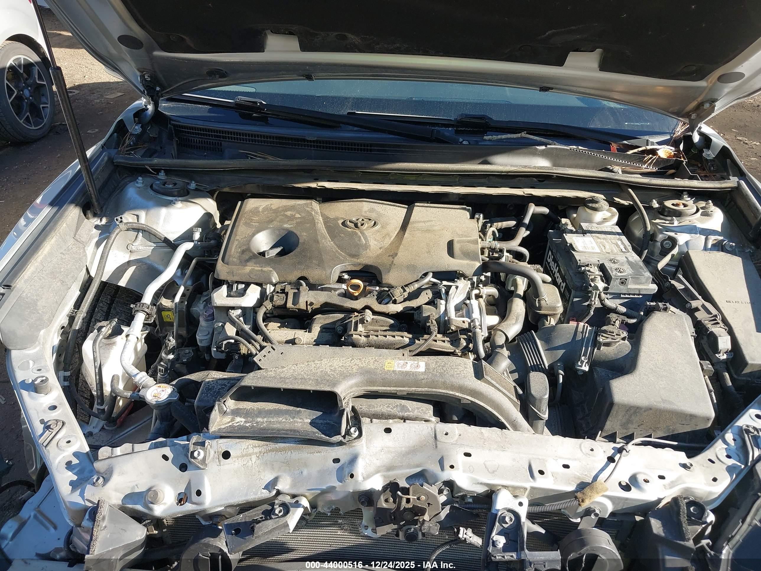TOYOTA CAMRY image 10