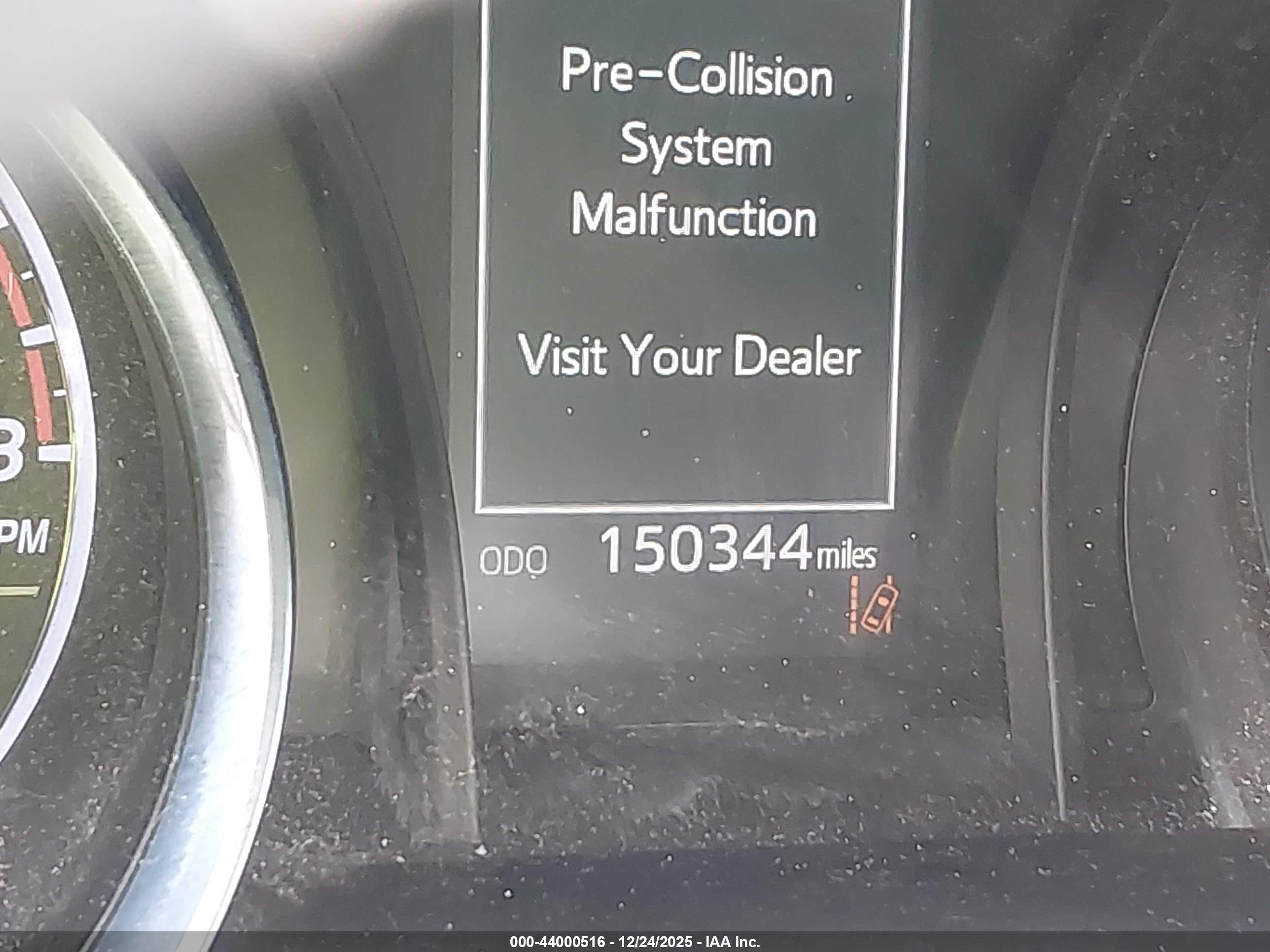 TOYOTA CAMRY image 7