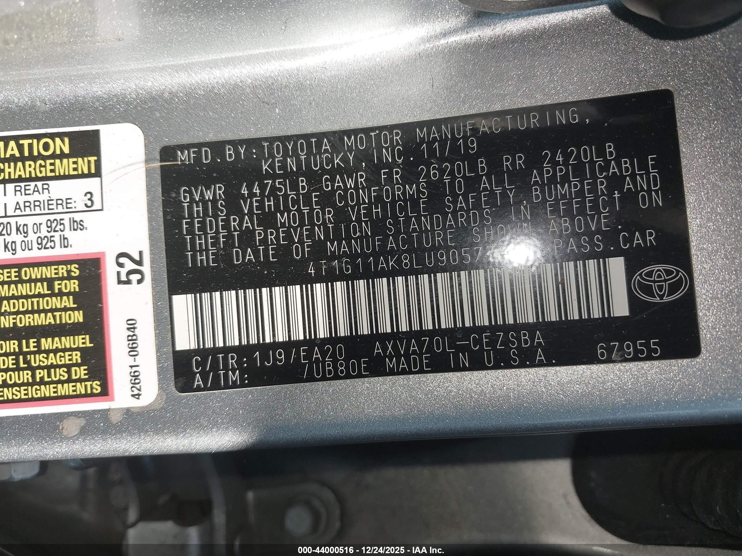 TOYOTA CAMRY image 9