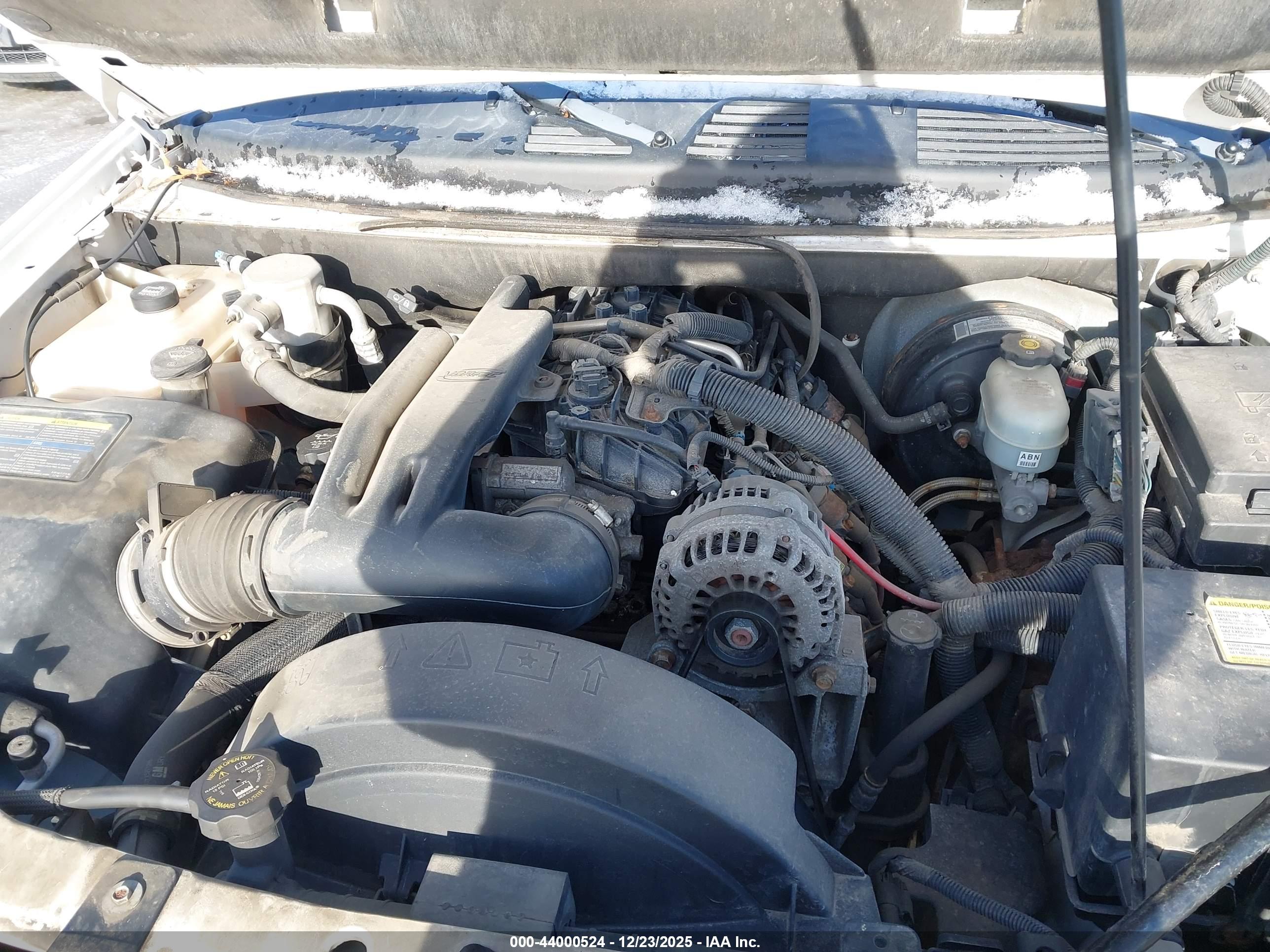 GMC ENVOY image 10