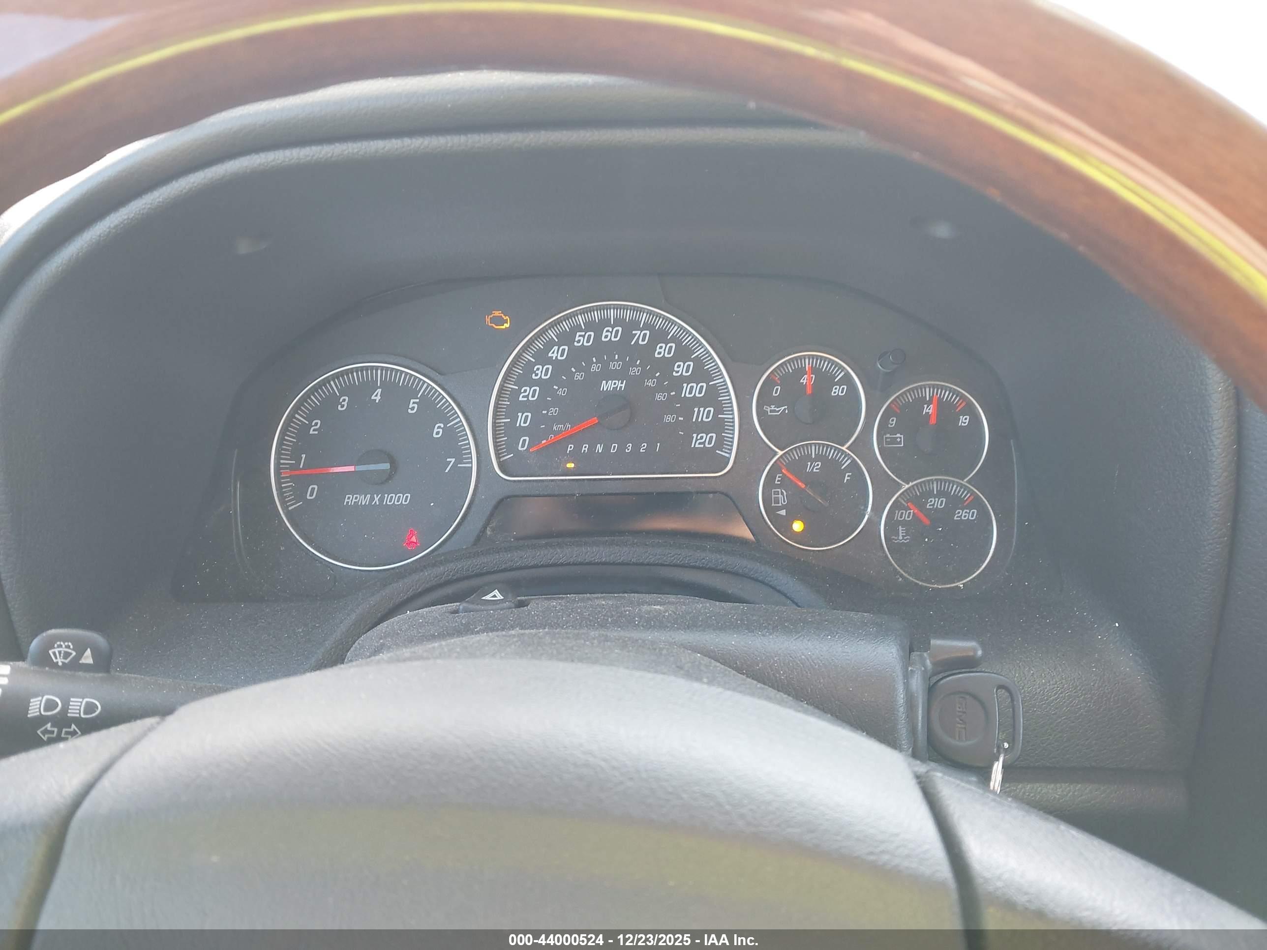 GMC ENVOY image 7