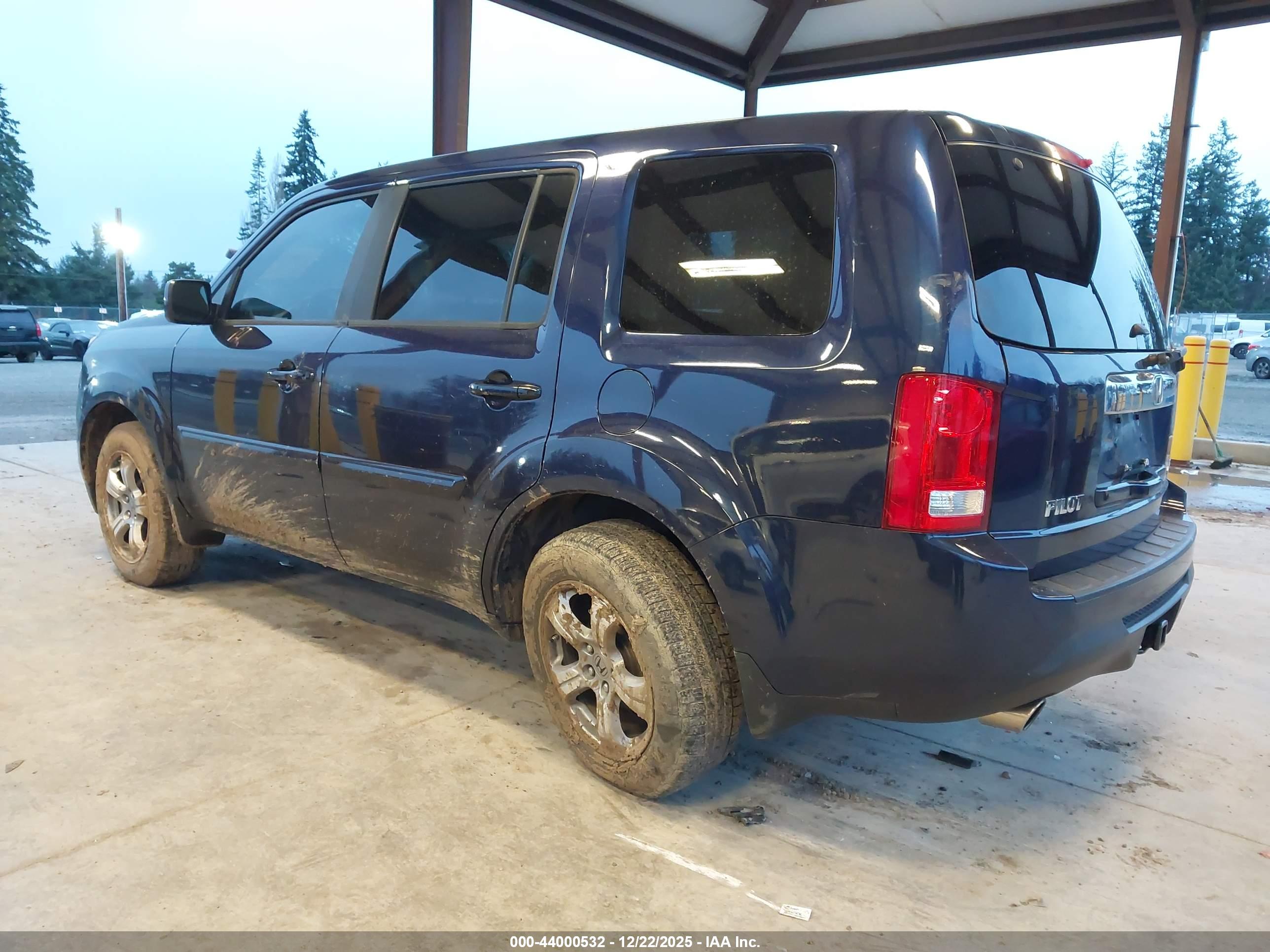 HONDA PILOT image 3