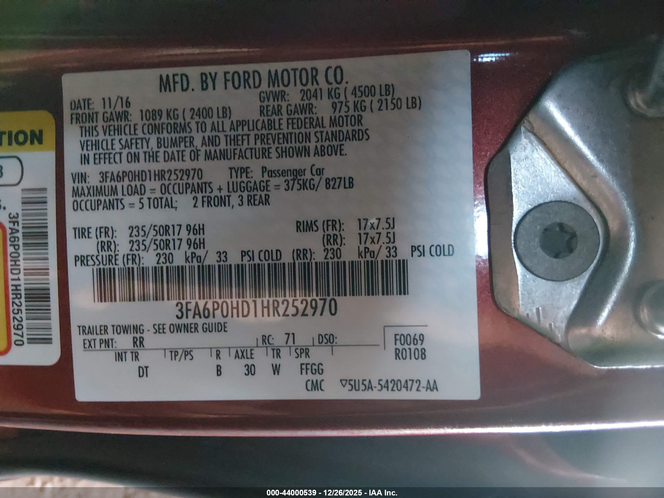 FORD FUSION image 9
