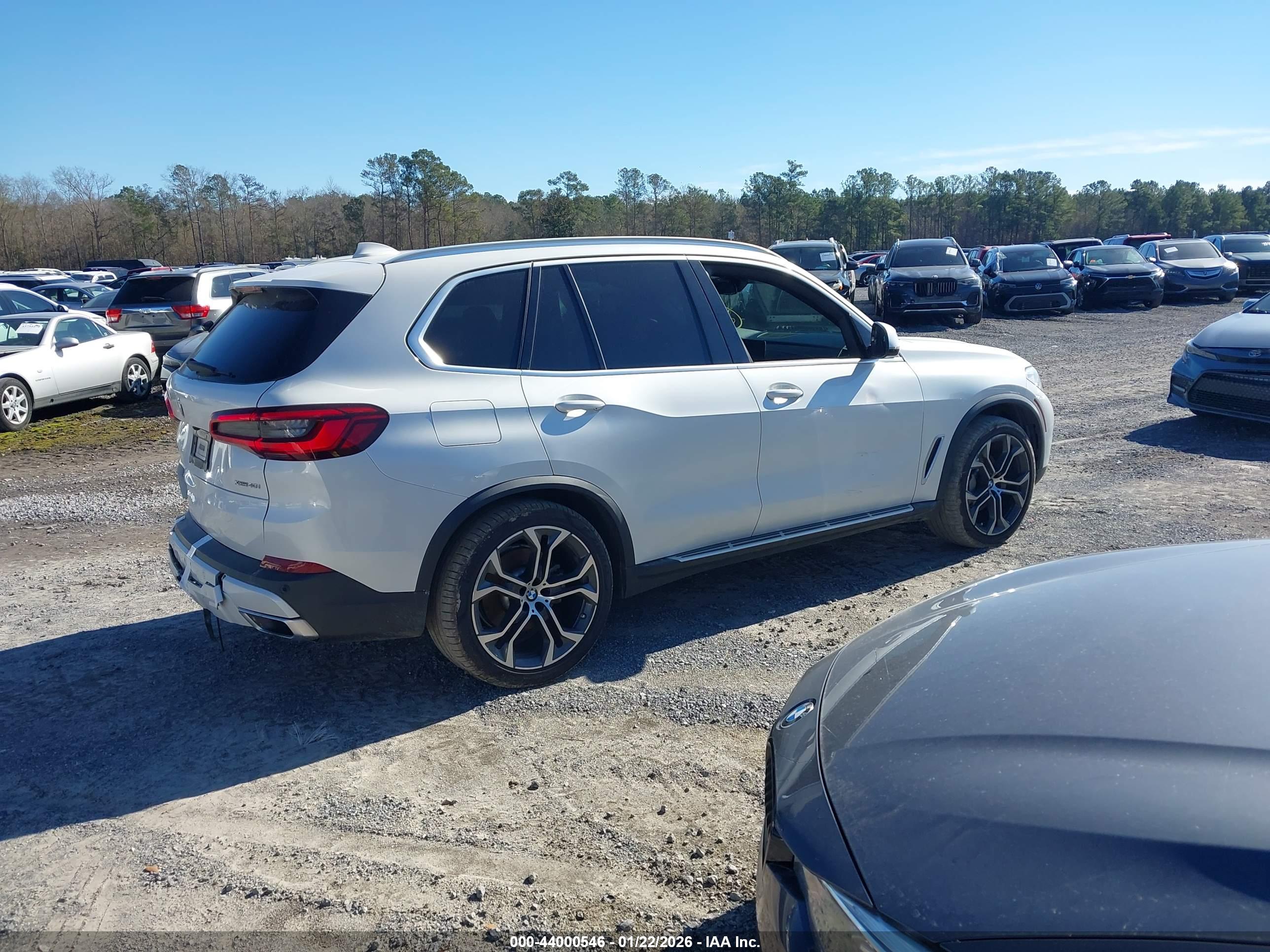 BMW X5 image 4