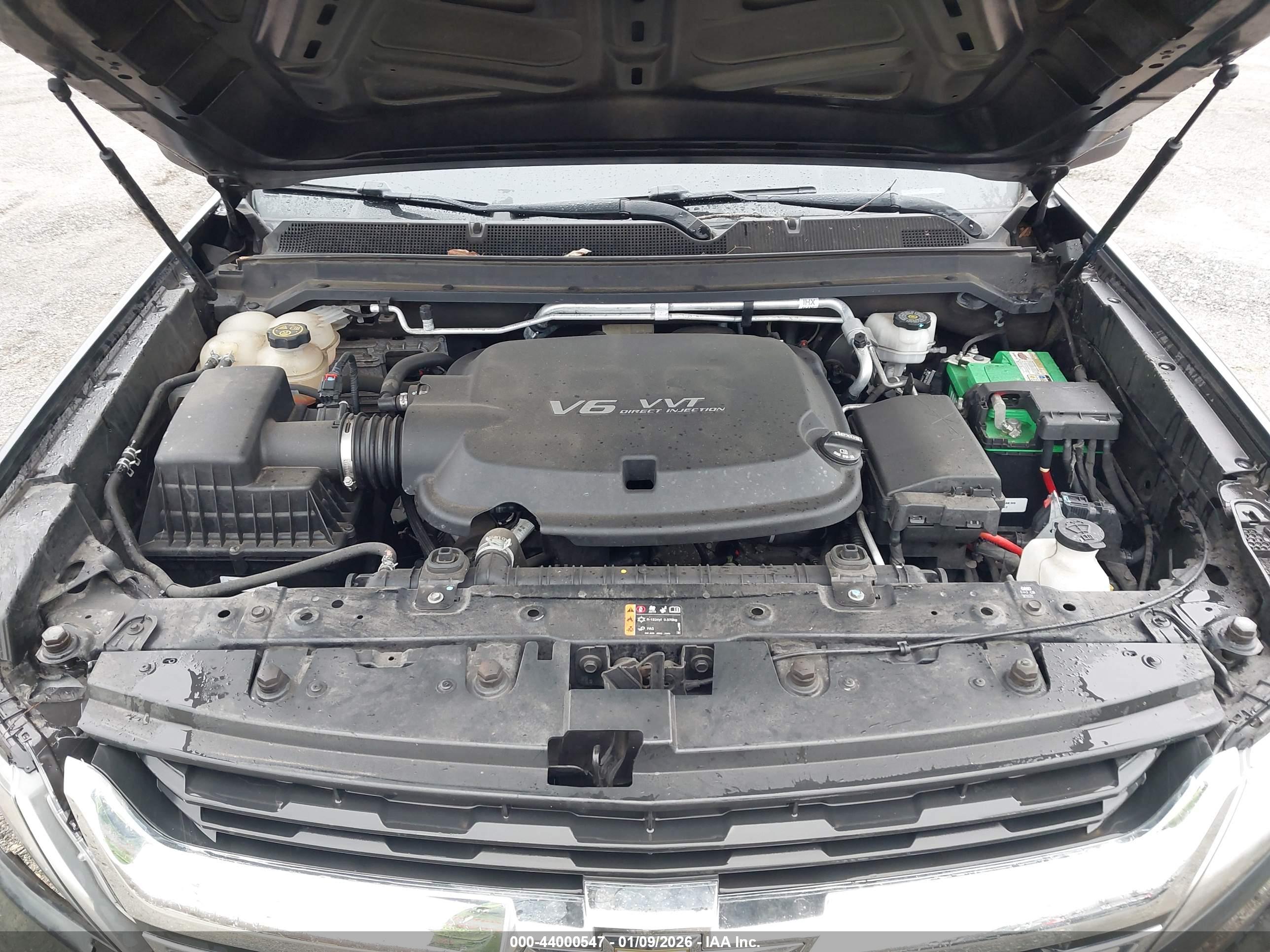 CHEVROLET COLORADO image 10
