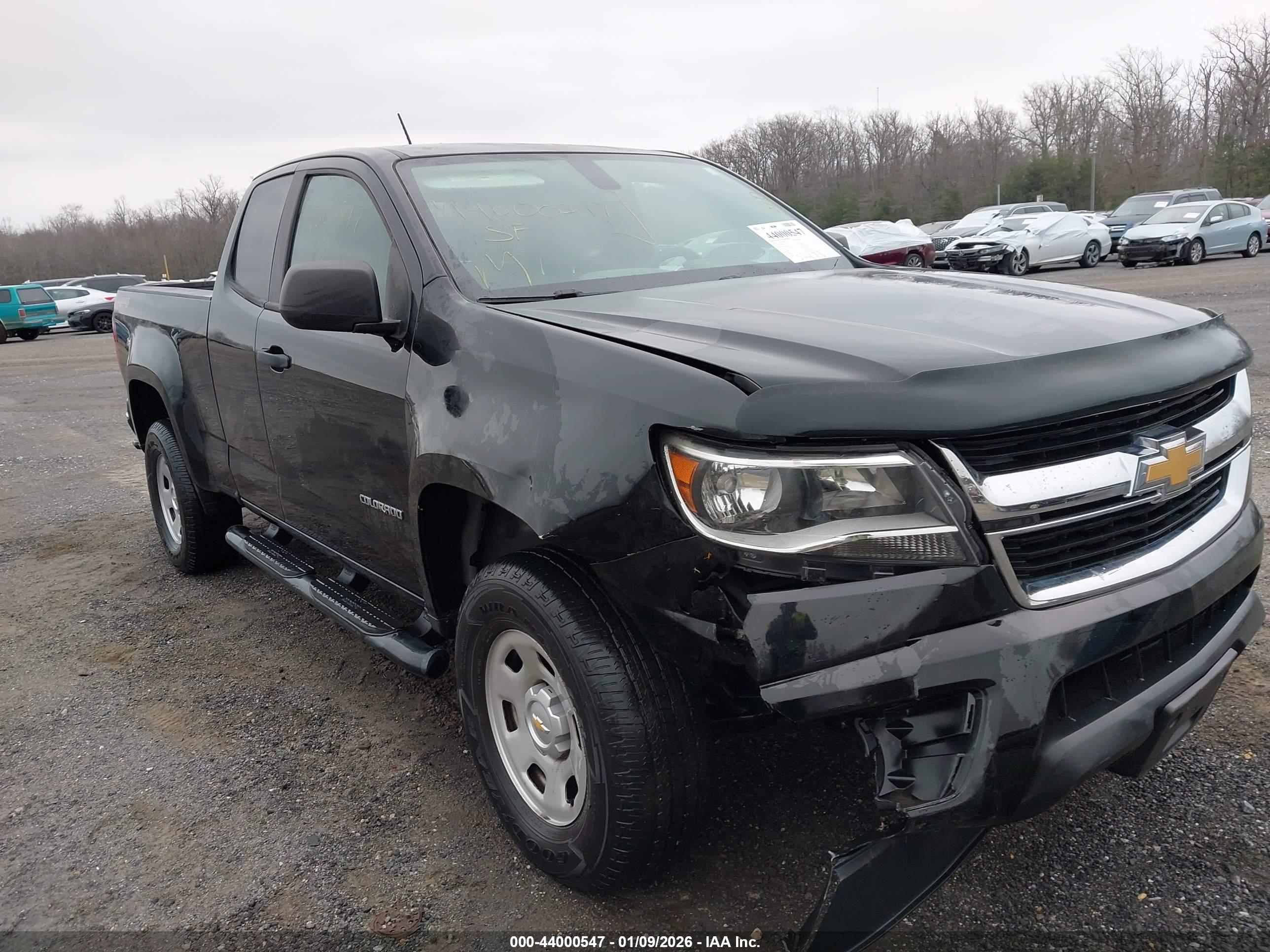 CHEVROLET COLORADO image 6