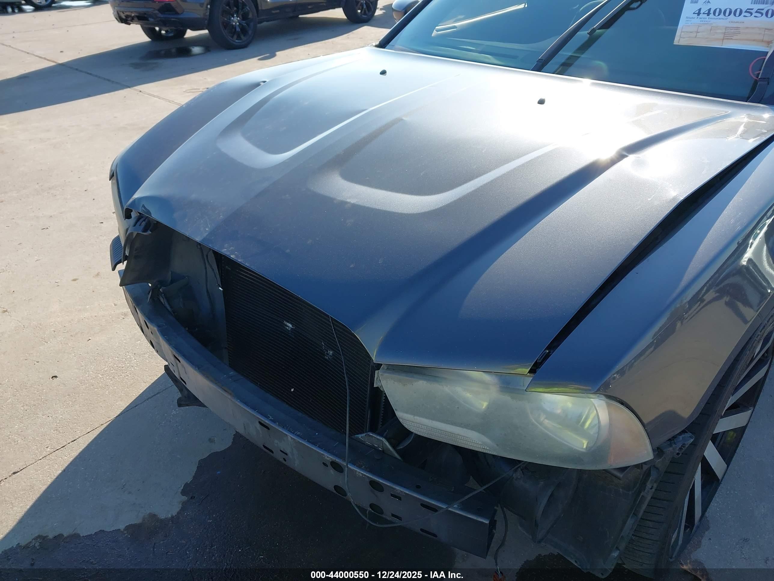 DODGE CHARGER image 6