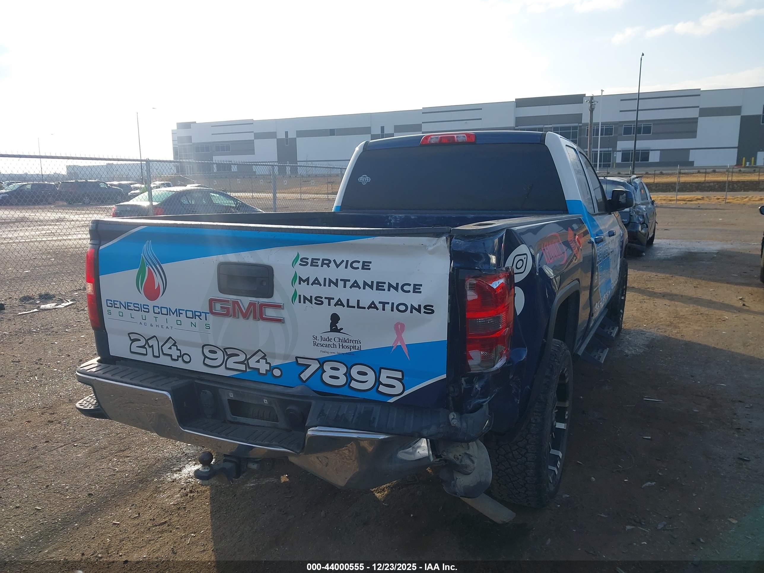 GMC SIERRA image 4