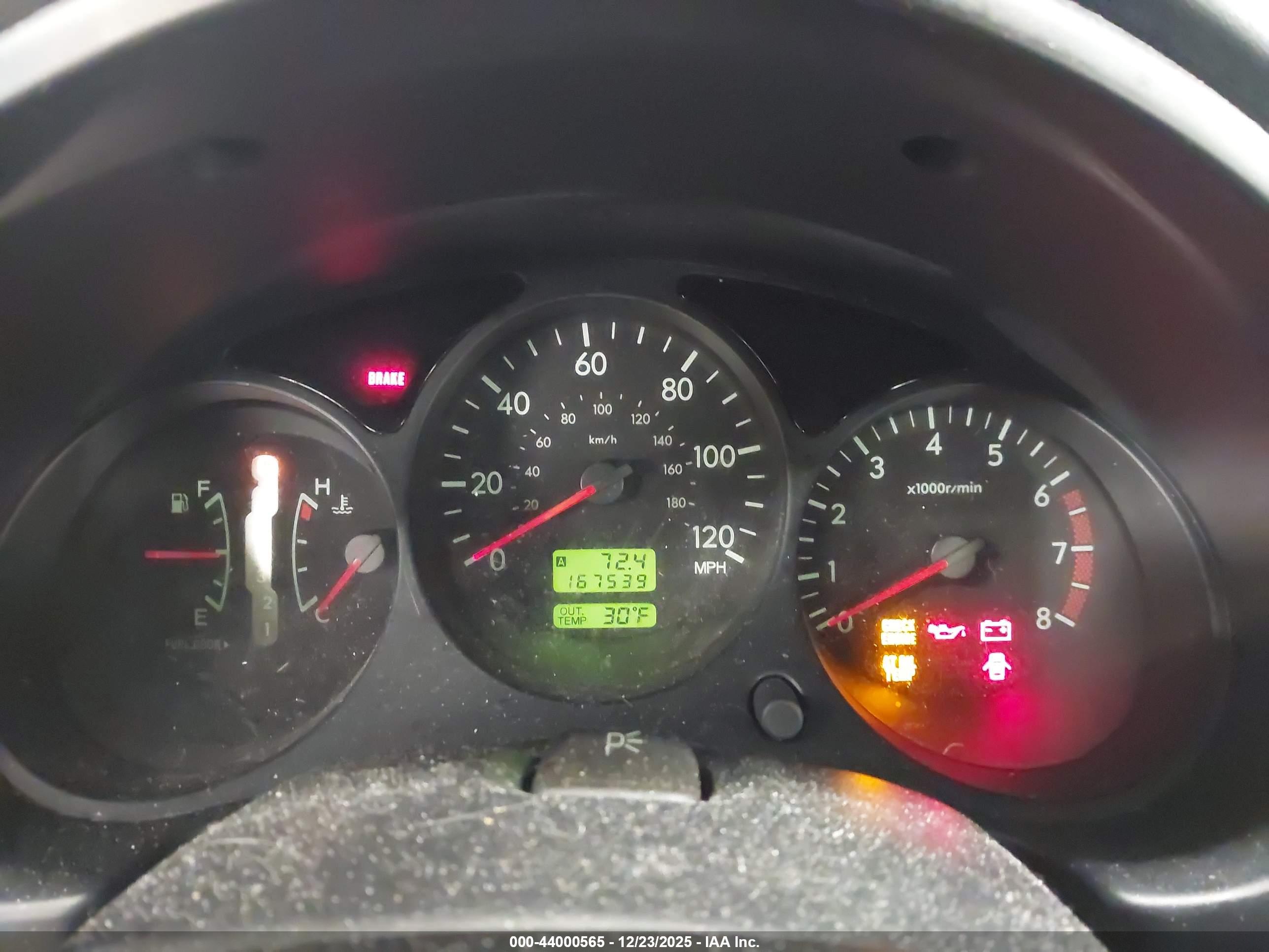 SUBARU FORESTER image 7