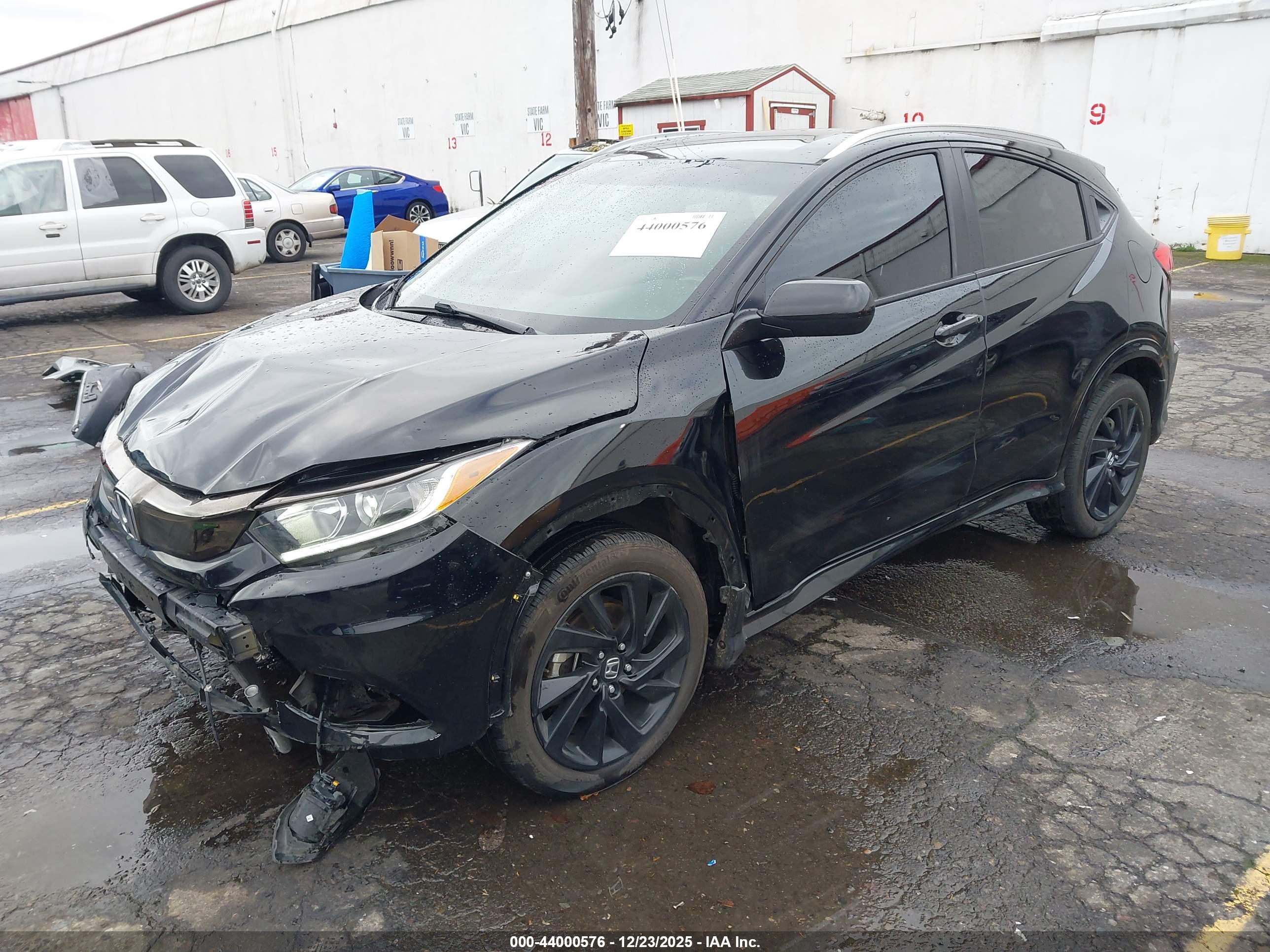 HONDA HR-V image 2