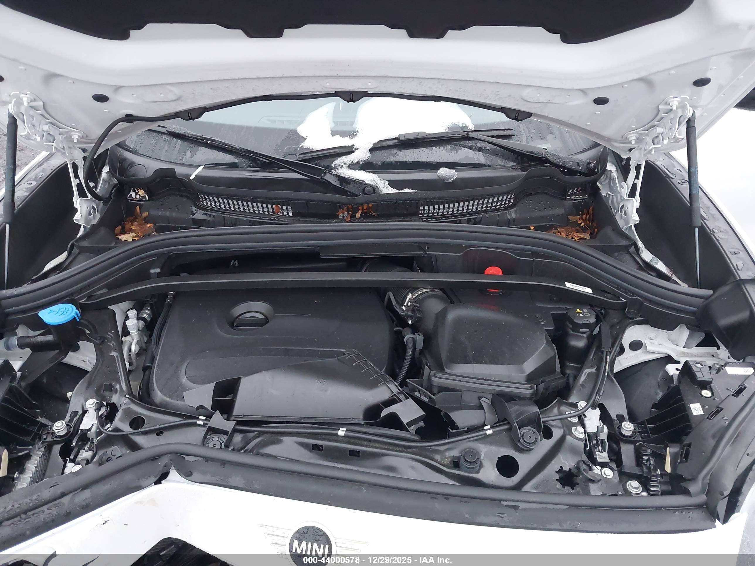 MINI COUNTRYMAN image 10