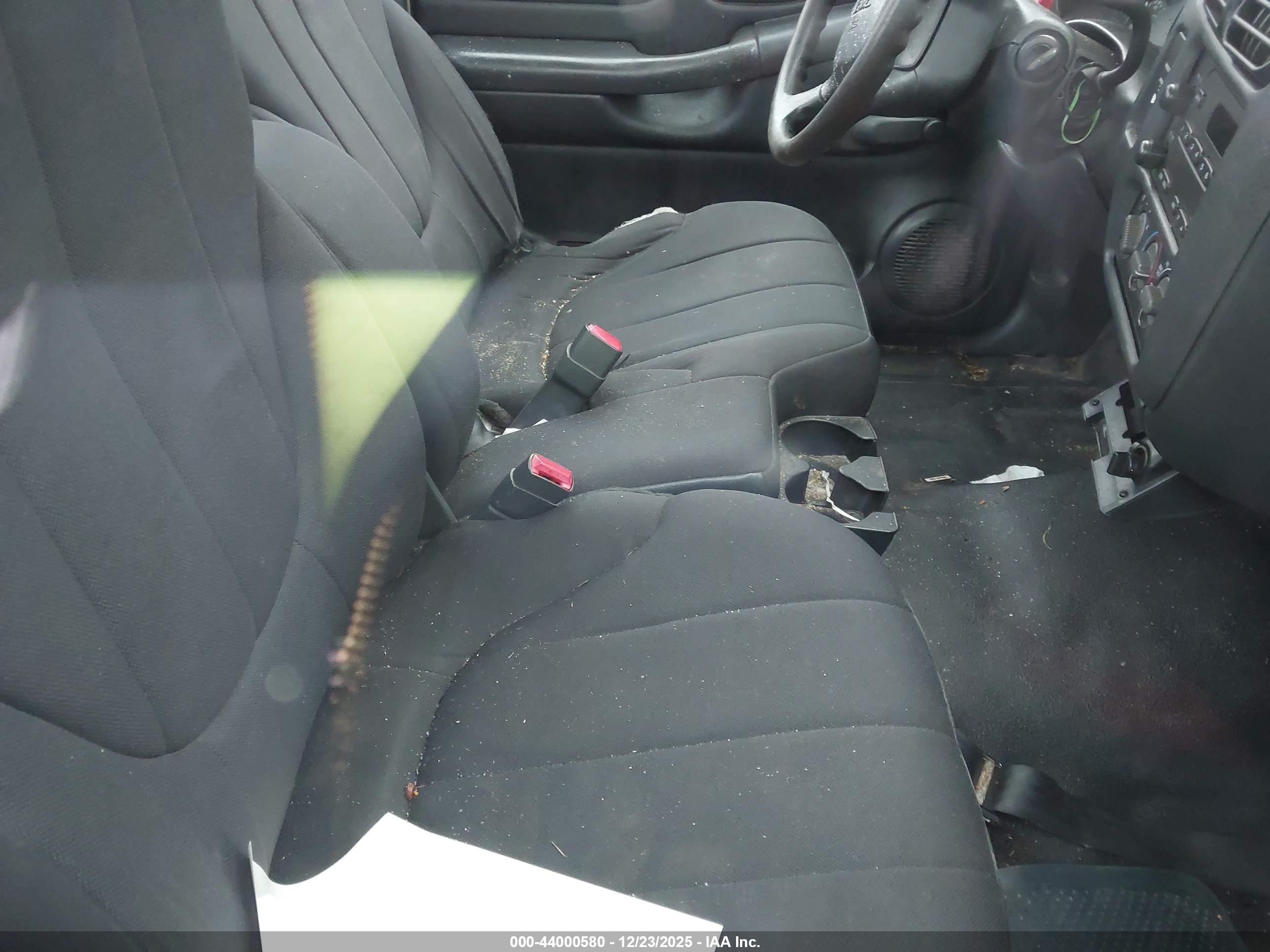GMC SONOMA image 8