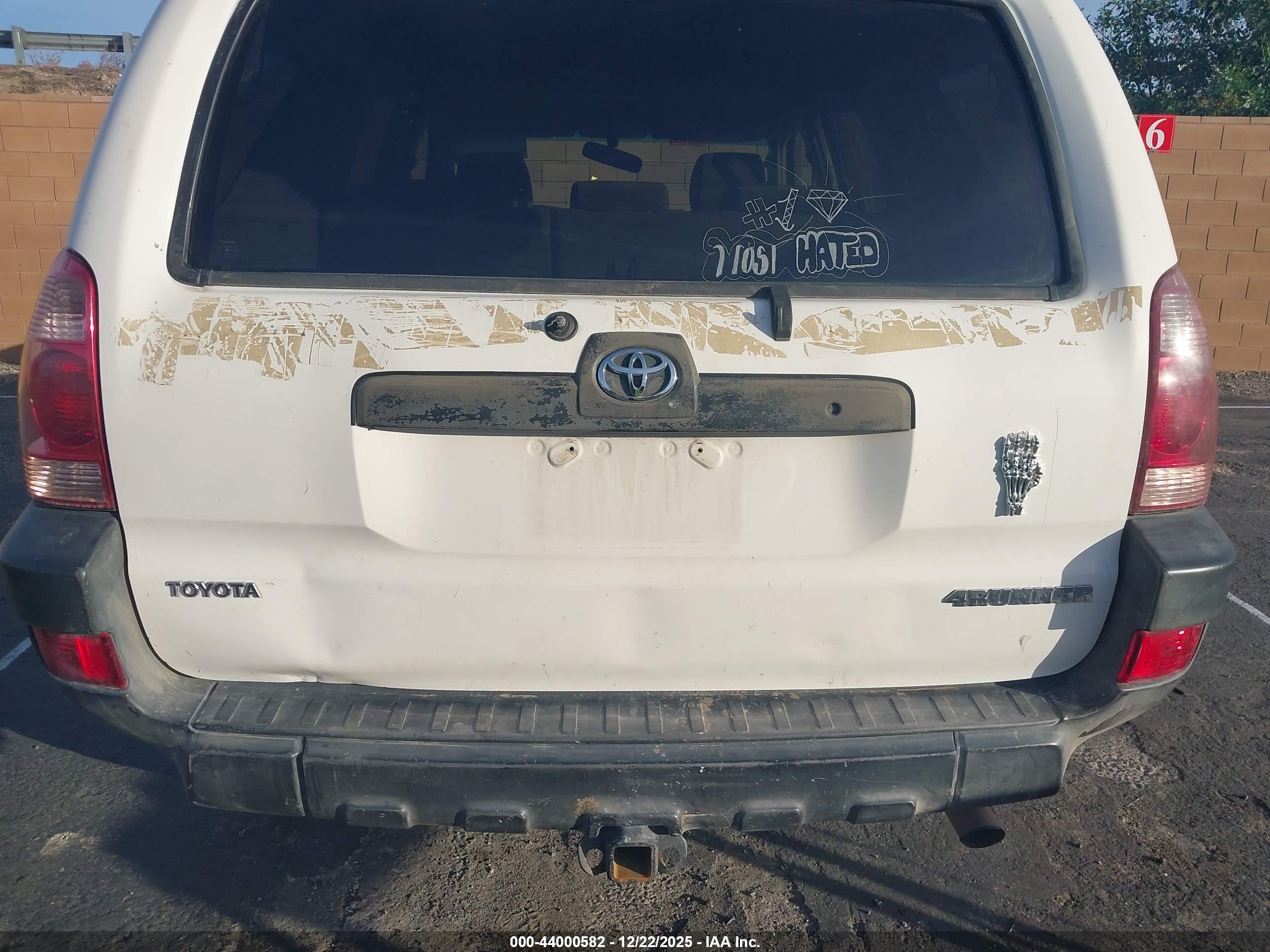 TOYOTA 4RUNNER image 6