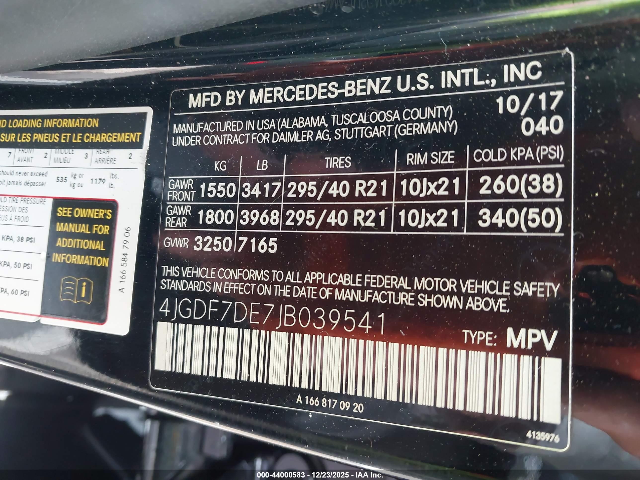 MERCEDES-BENZ GLS image 9