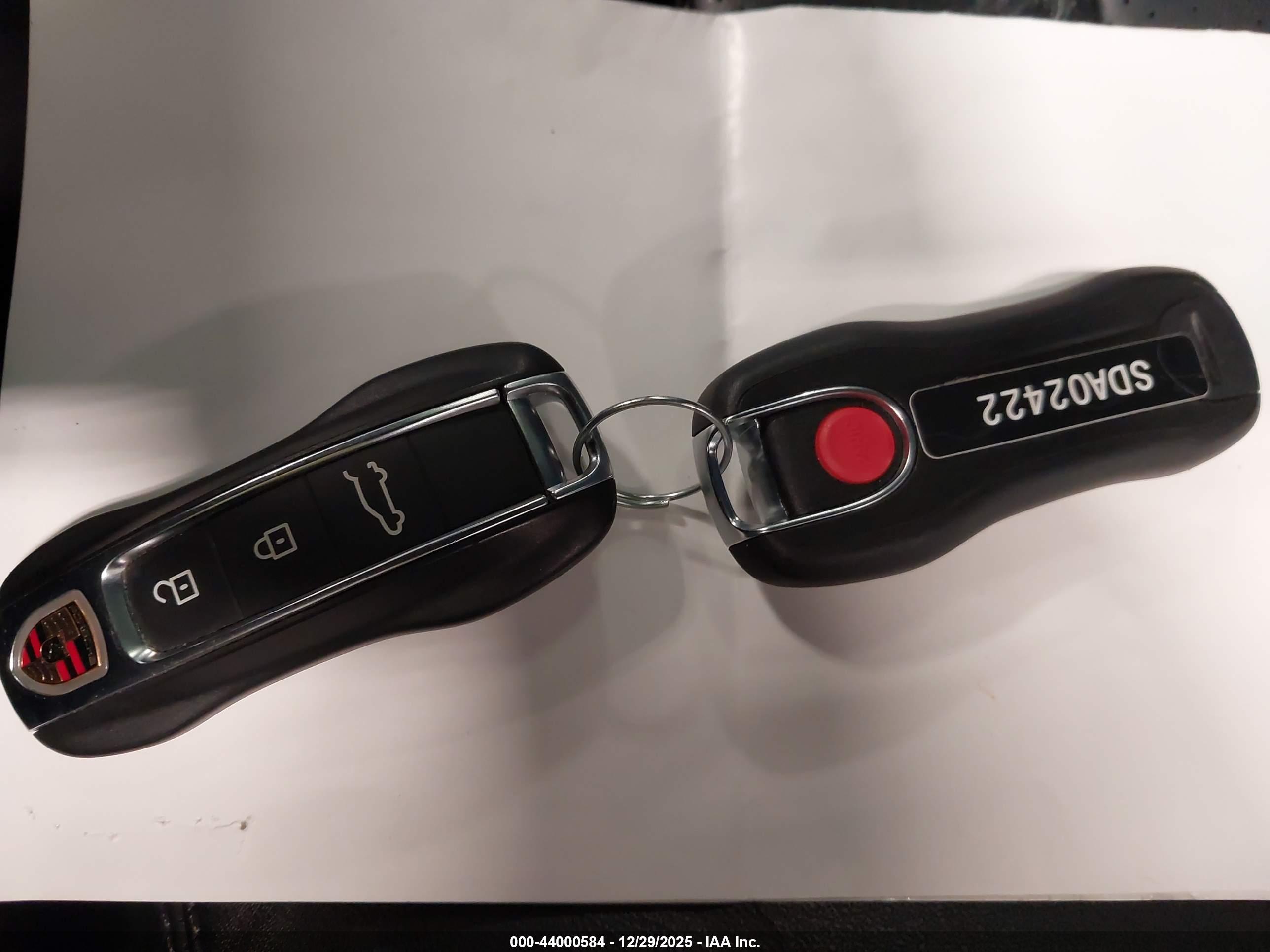 PORSCHE CAYENNE image 11
