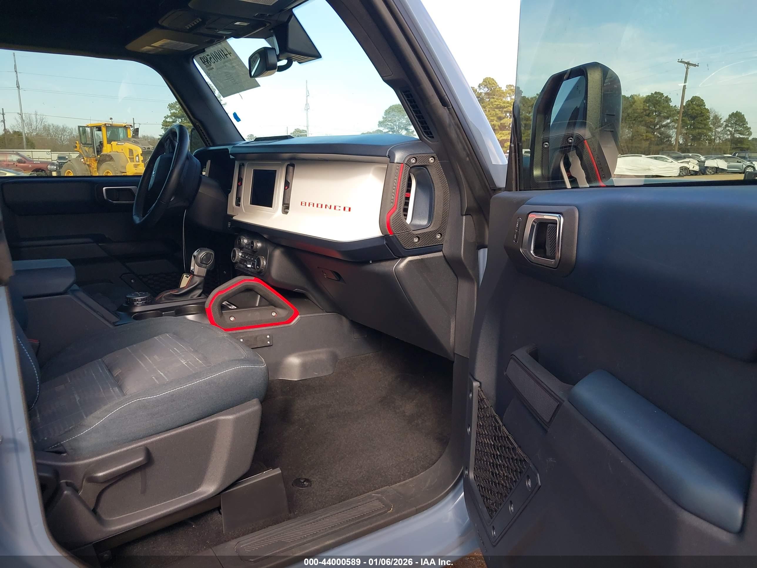 FORD BRONCO image 5